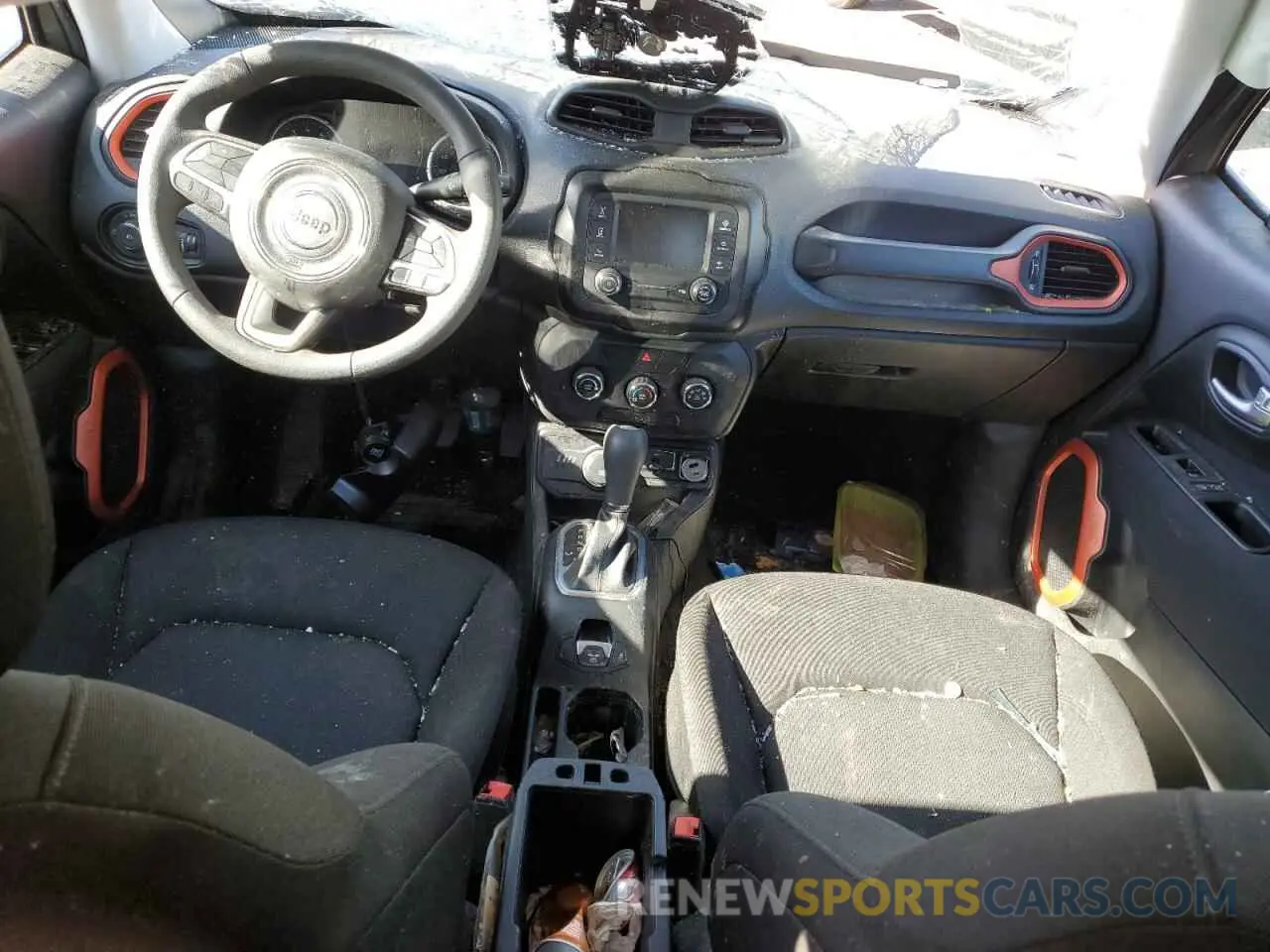 8 fotografías del automóvil dañado ZACNJBAB0KPK93696 JEEP RENEGADE 2019