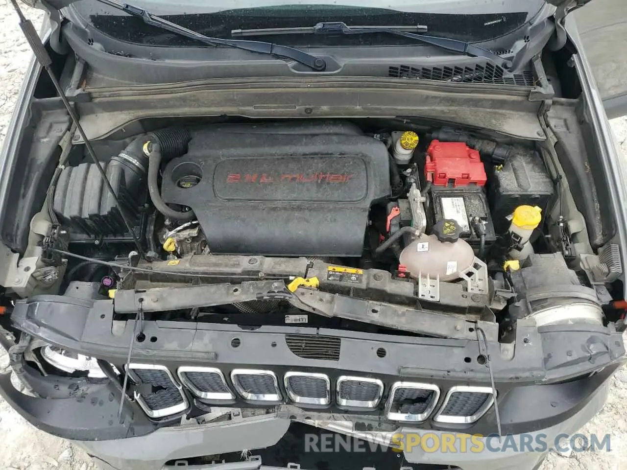 12 fotografías del automóvil dañado ZACNJBAB3KPK37977 JEEP RENEGADE 2019