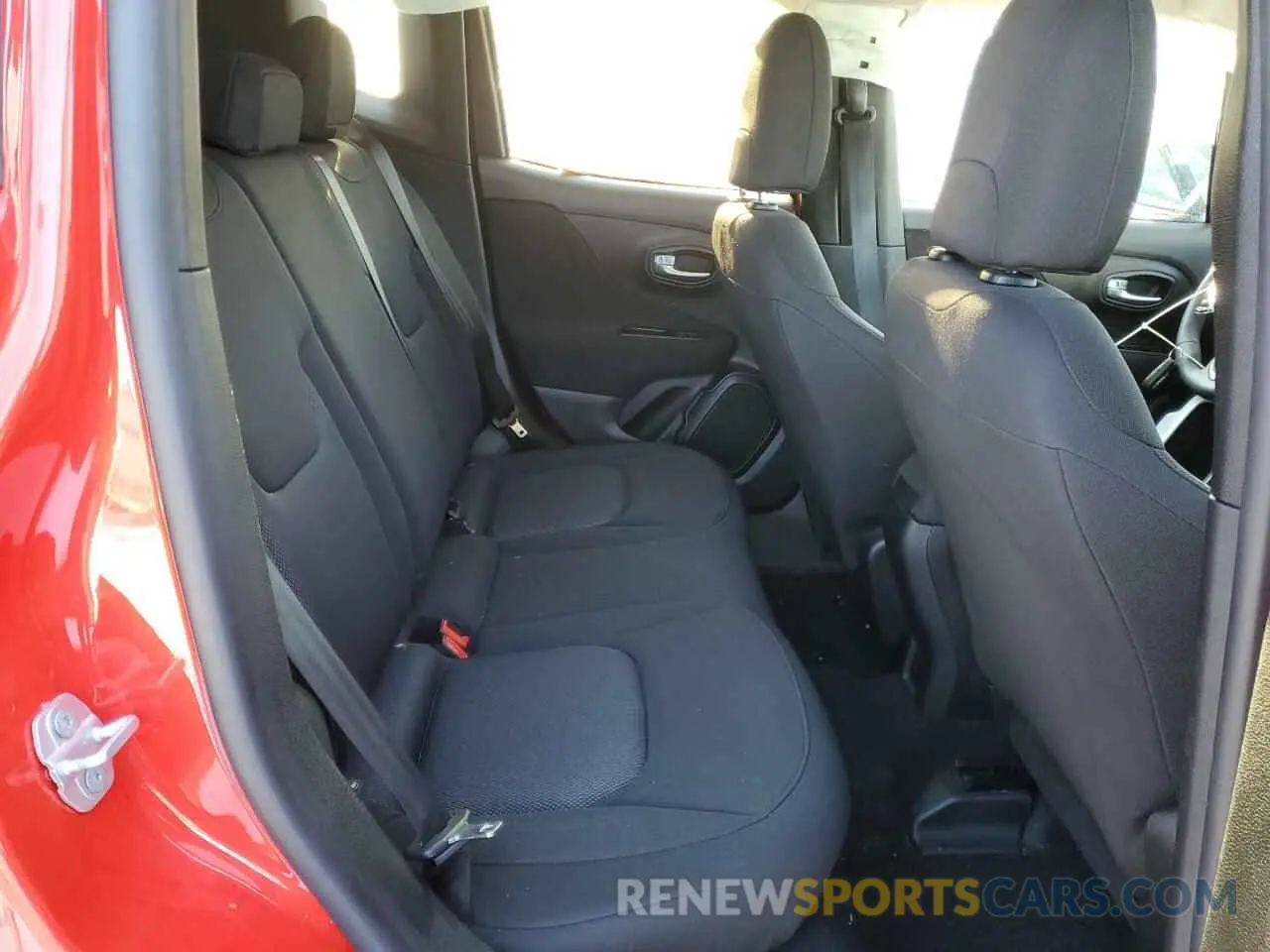 11 fotografías del automóvil dañado ZACNJBAB3KPK41513 JEEP RENEGADE 2019