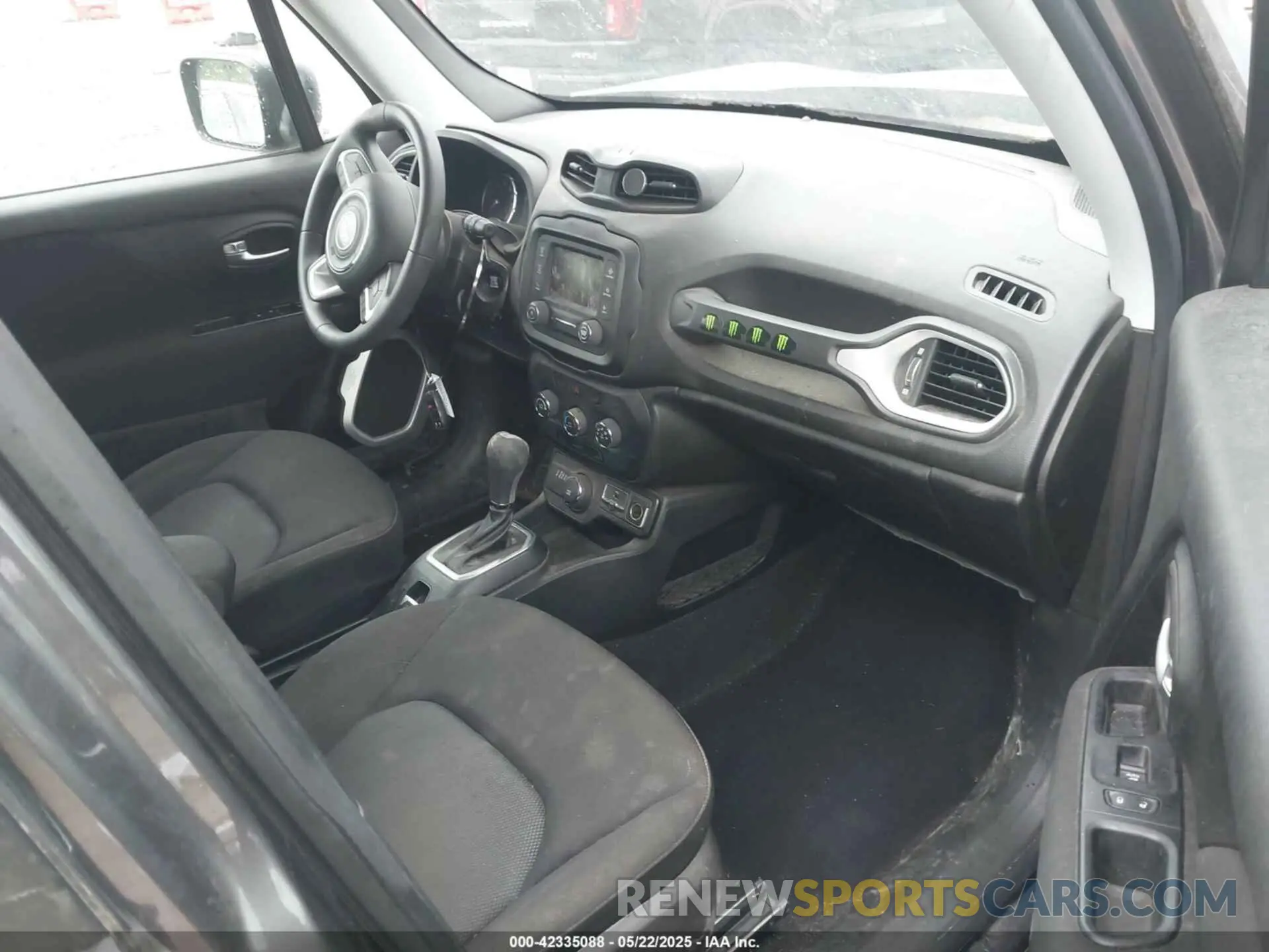 5 fotografías del automóvil dañado ZACNJBAB4KPK27653 JEEP RENEGADE 2019