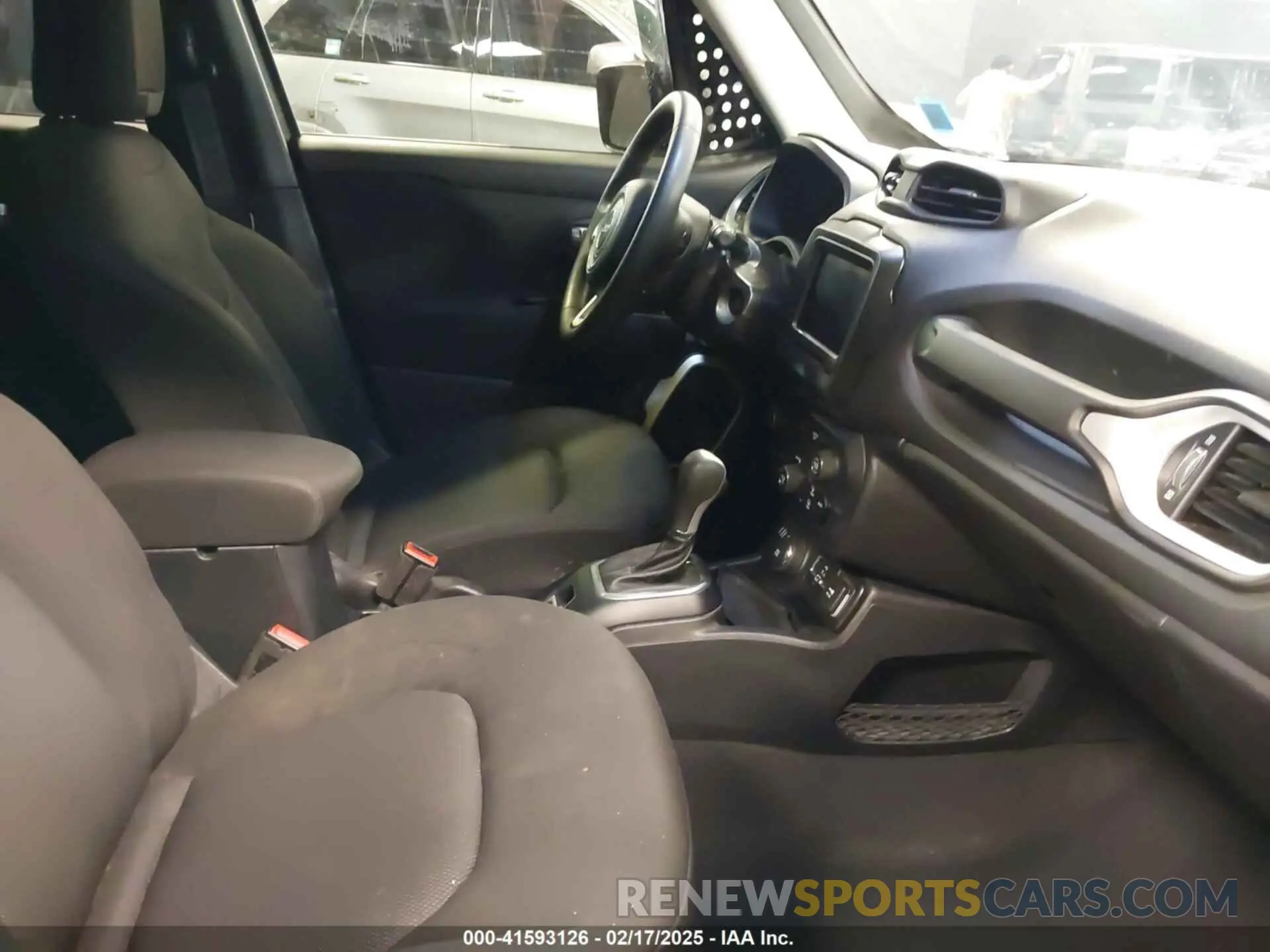 5 fotografías del automóvil dañado ZACNJBAB4KPK79364 JEEP RENEGADE 2019