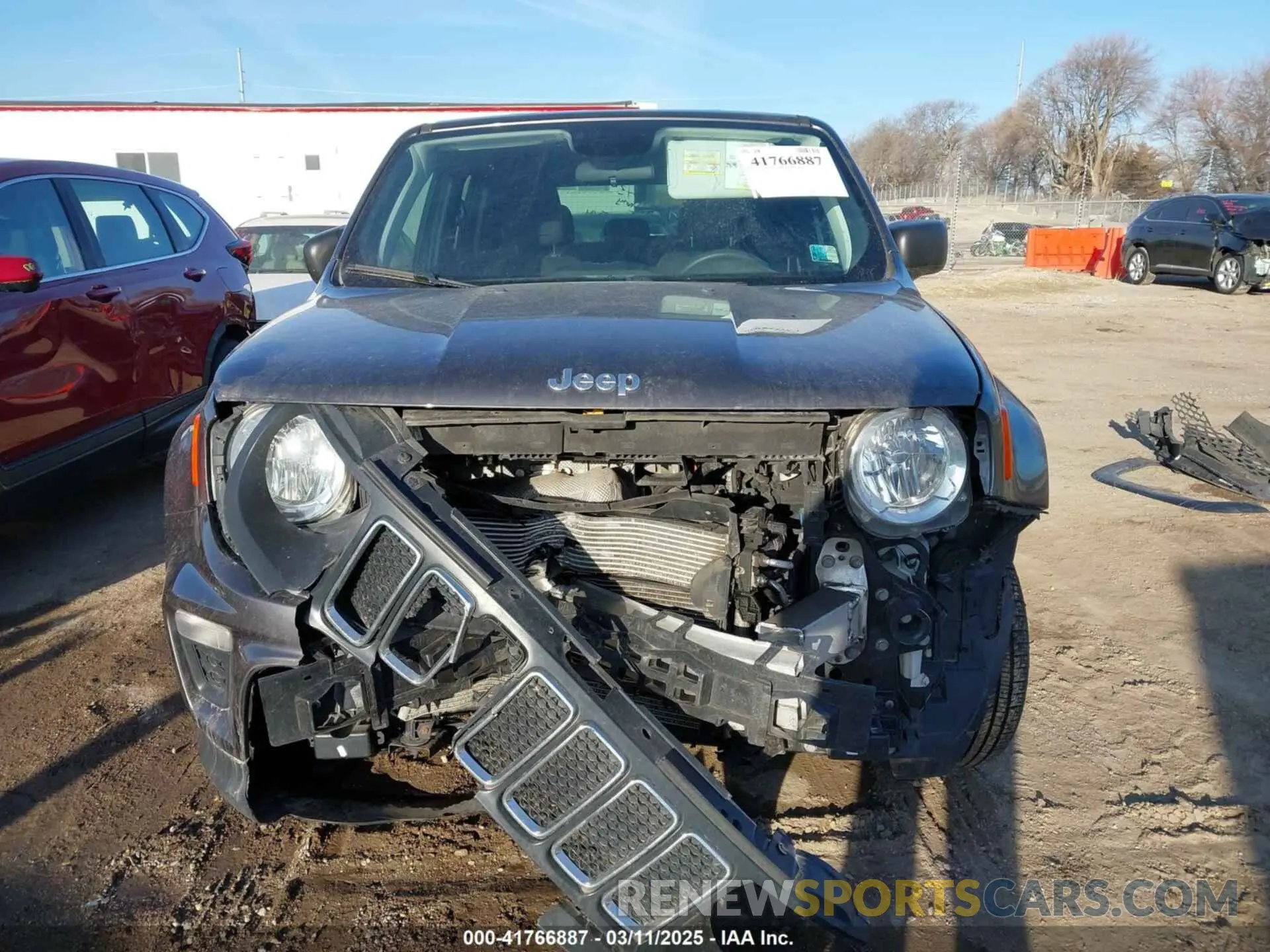 13 fotografías del automóvil dañado ZACNJBAB6KPJ80917 JEEP RENEGADE 2019