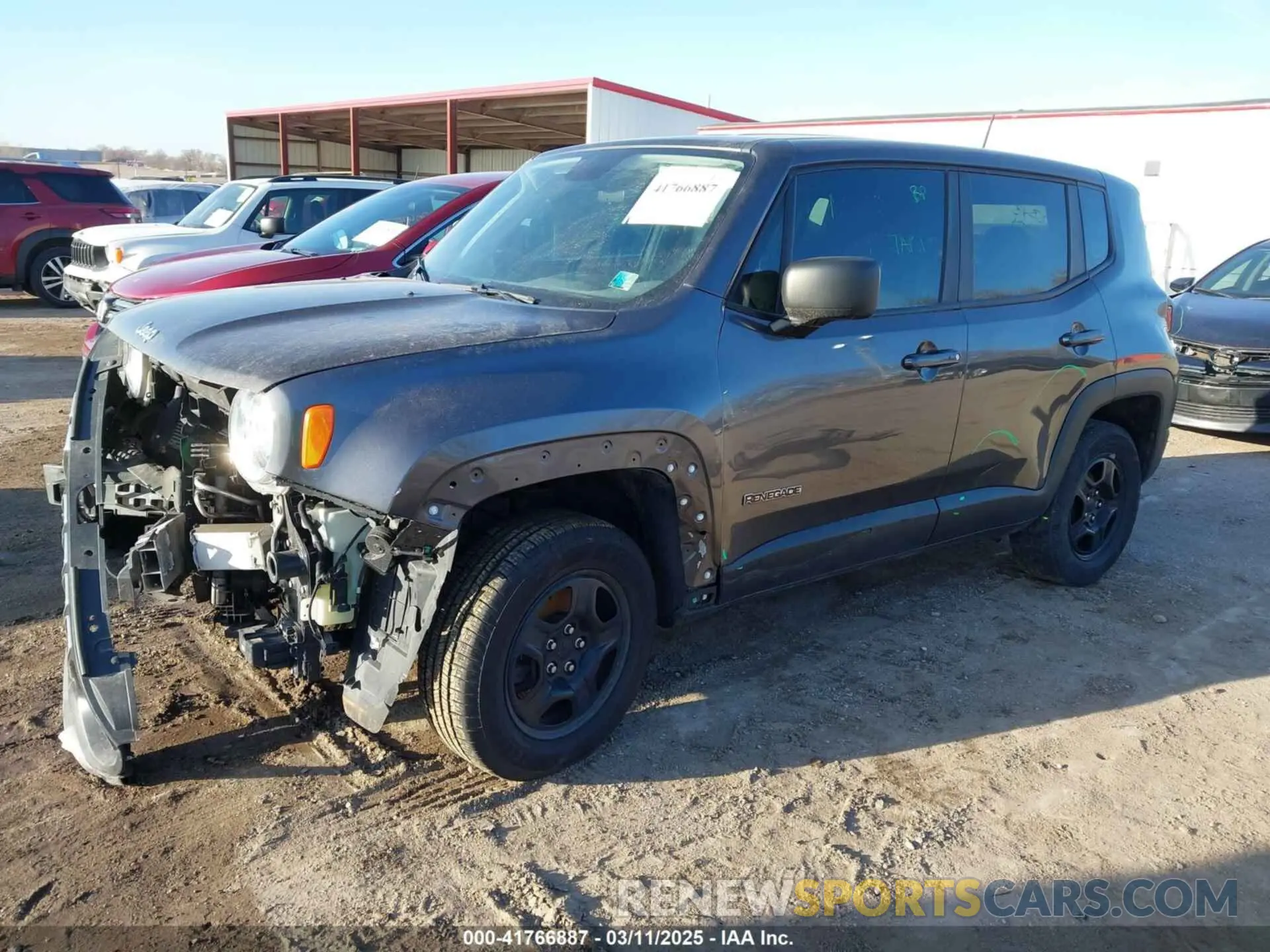2 fotografías del automóvil dañado ZACNJBAB6KPJ80917 JEEP RENEGADE 2019