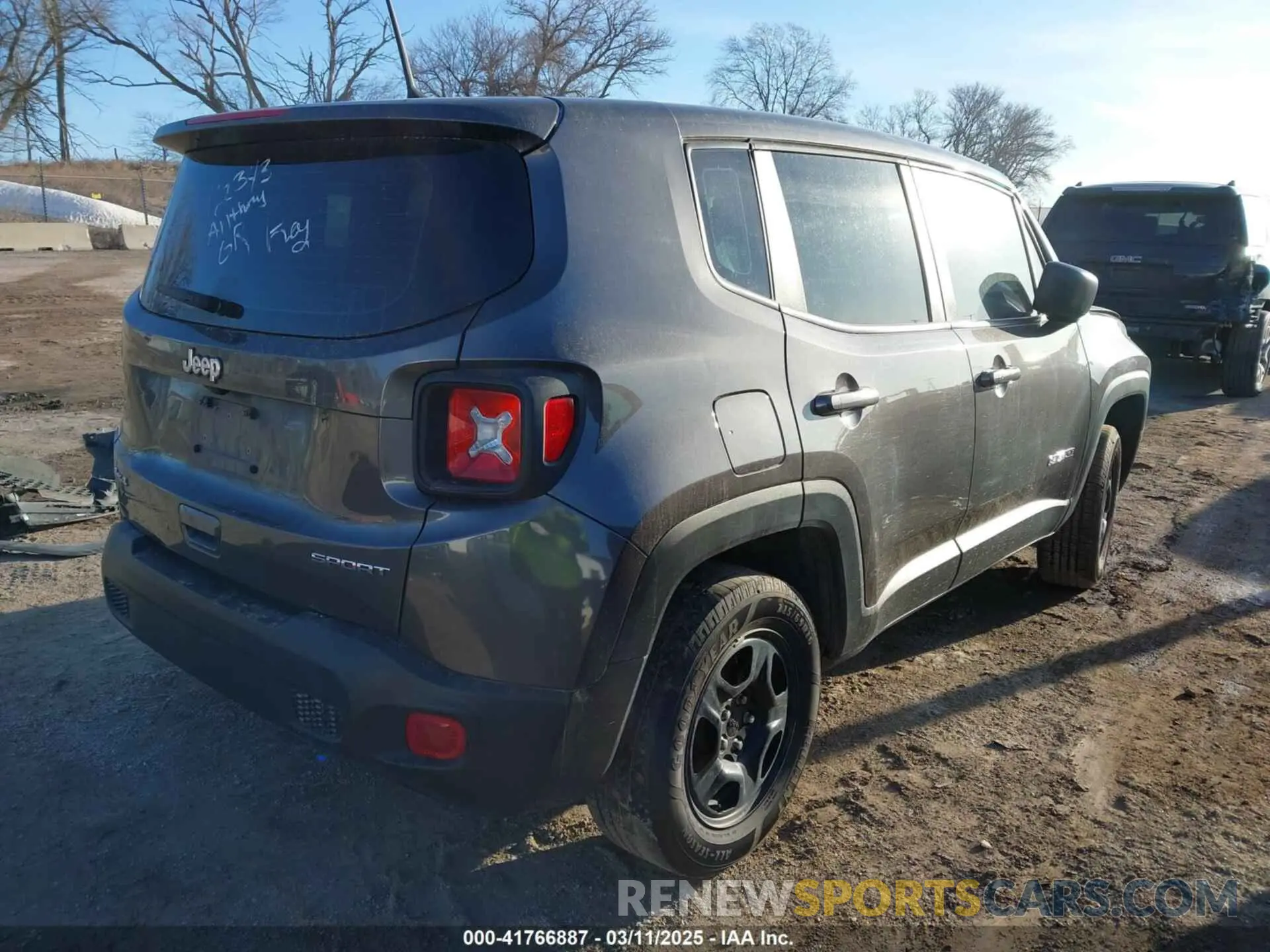 4 fotografías del automóvil dañado ZACNJBAB6KPJ80917 JEEP RENEGADE 2019