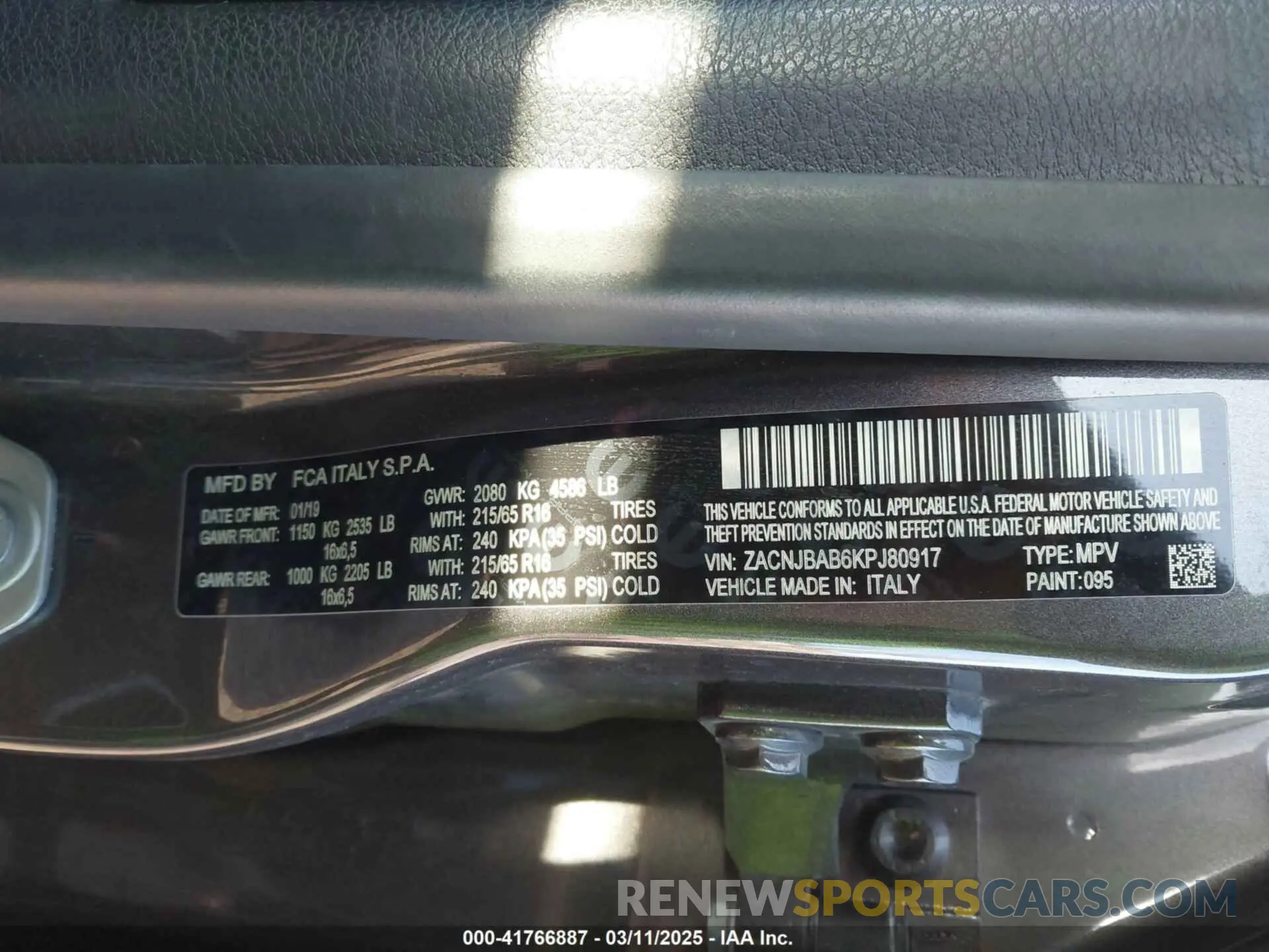 9 fotografías del automóvil dañado ZACNJBAB6KPJ80917 JEEP RENEGADE 2019