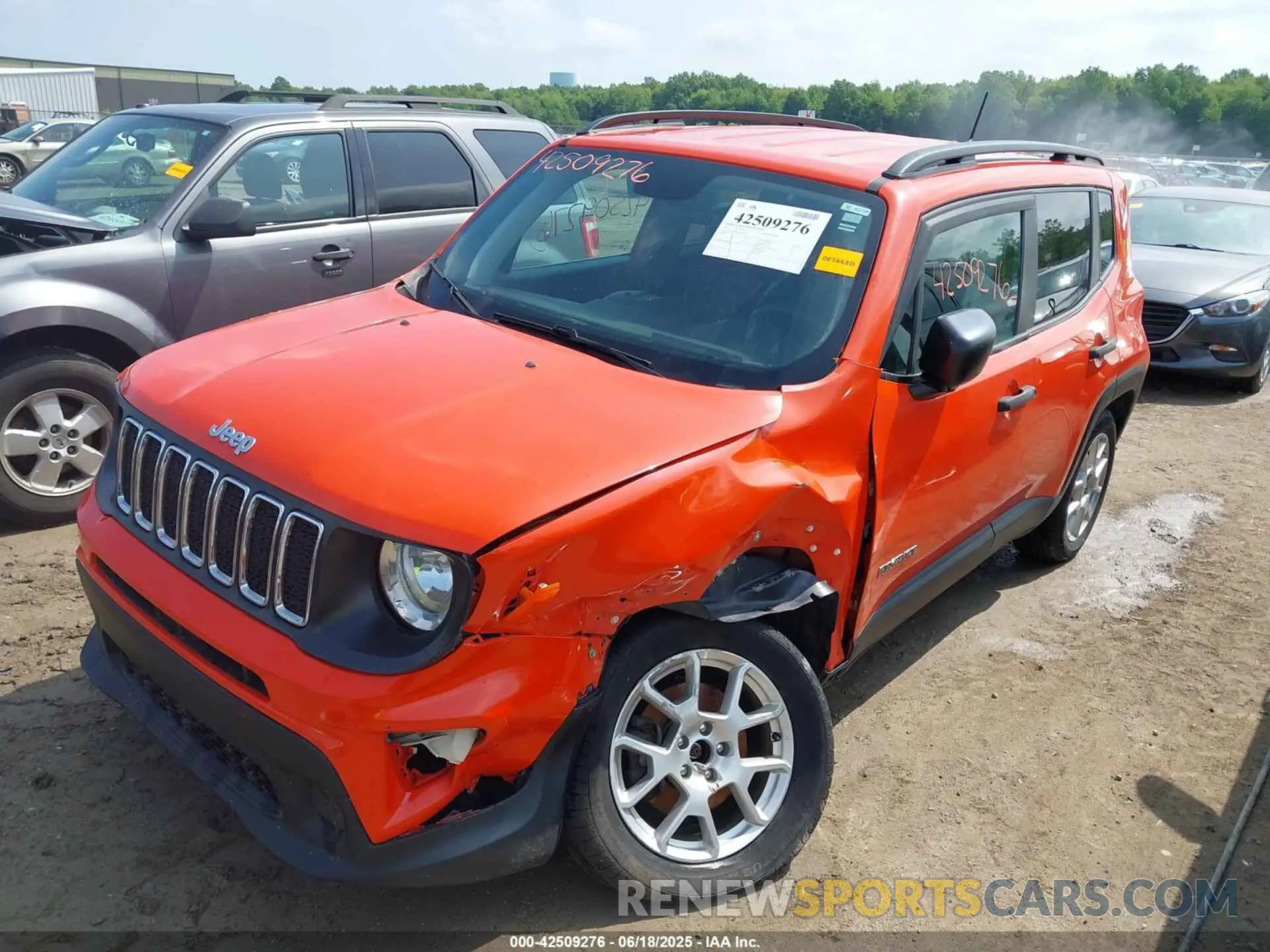 2 fotografías del automóvil dañado ZACNJBAB6KPJ95837 JEEP RENEGADE 2019