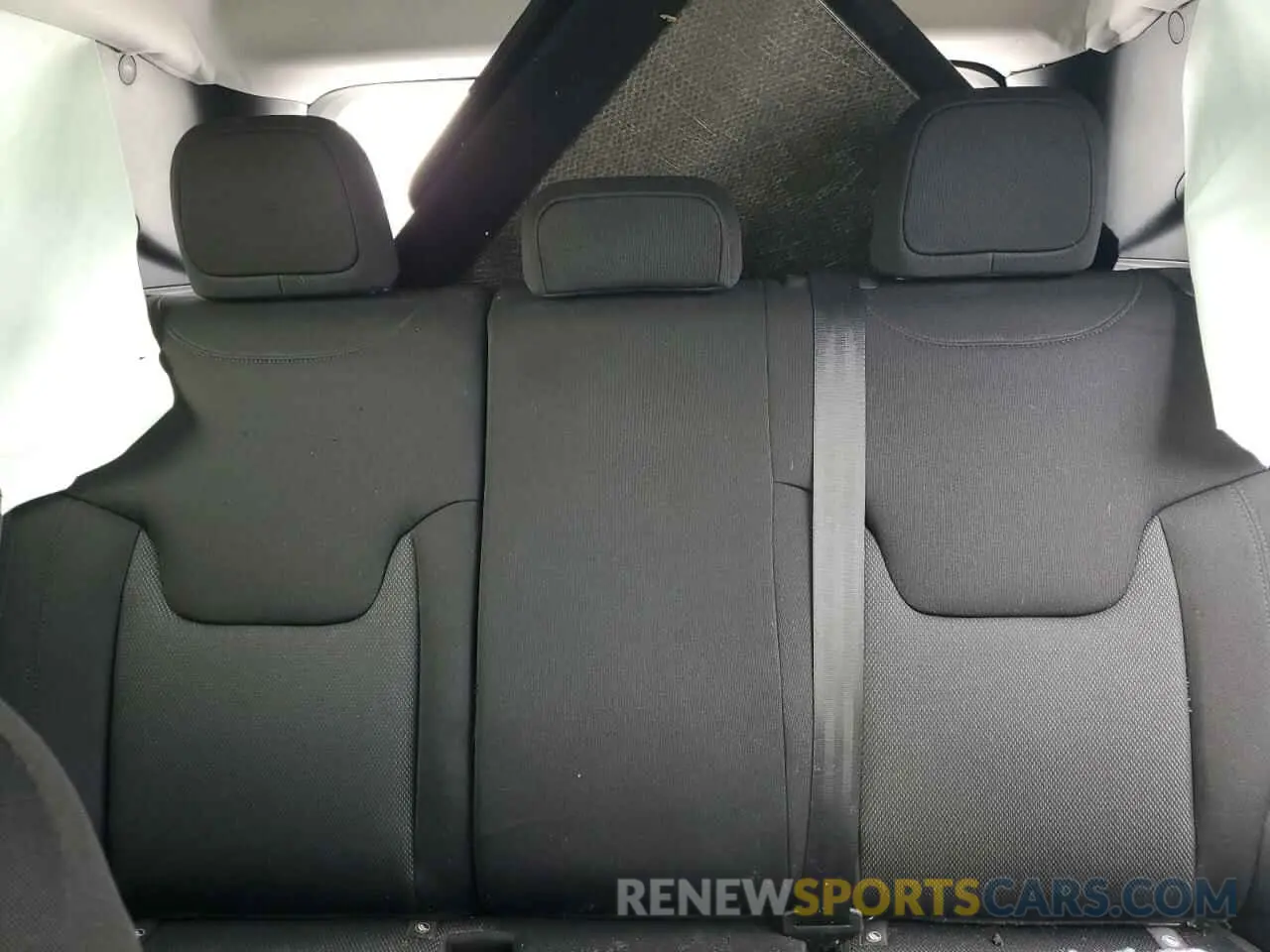 10 fotografías del automóvil dañado ZACNJBAB6KPK75154 JEEP RENEGADE 2019