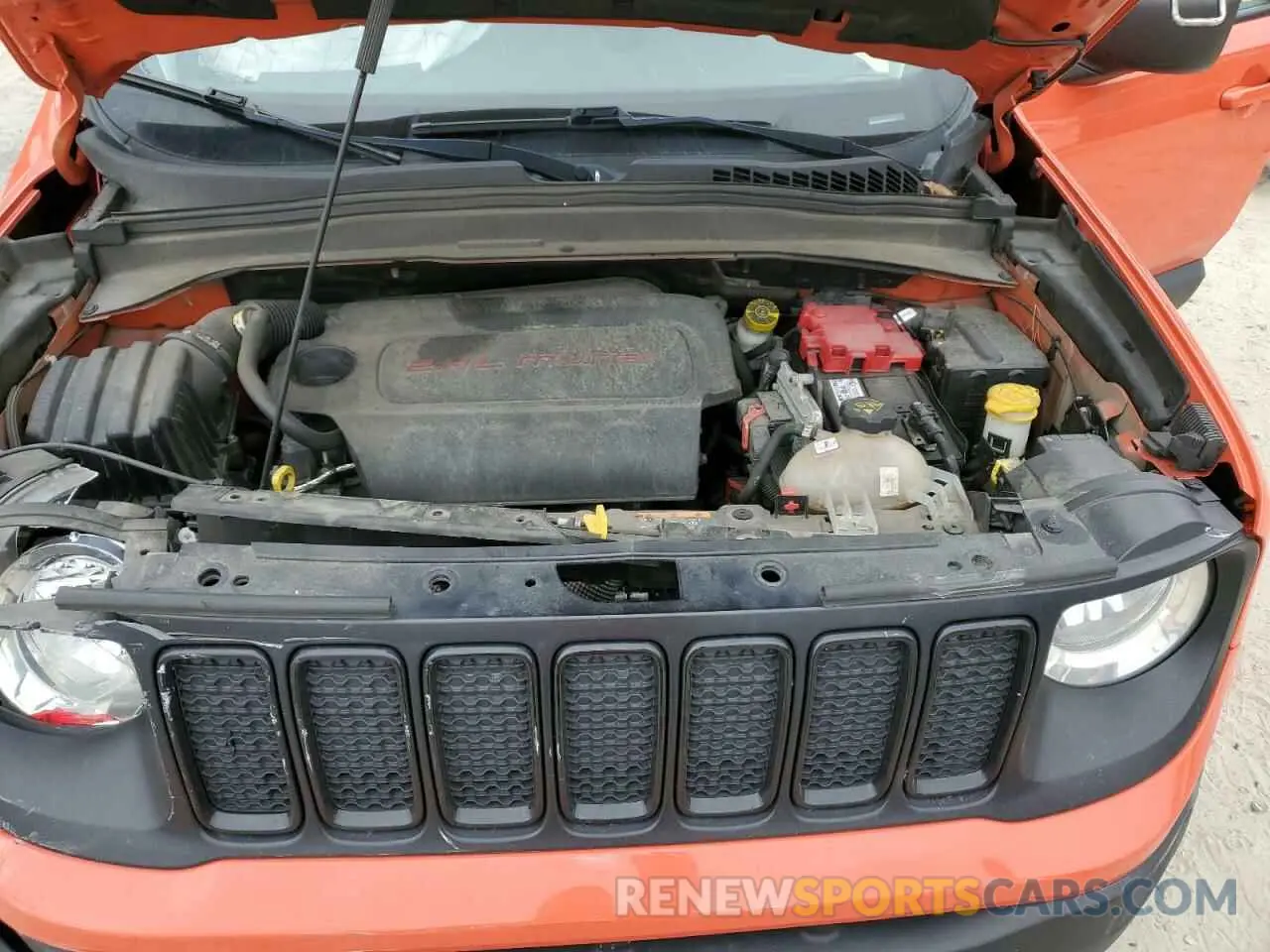 13 fotografías del automóvil dañado ZACNJBAB7KPK29607 JEEP RENEGADE 2019