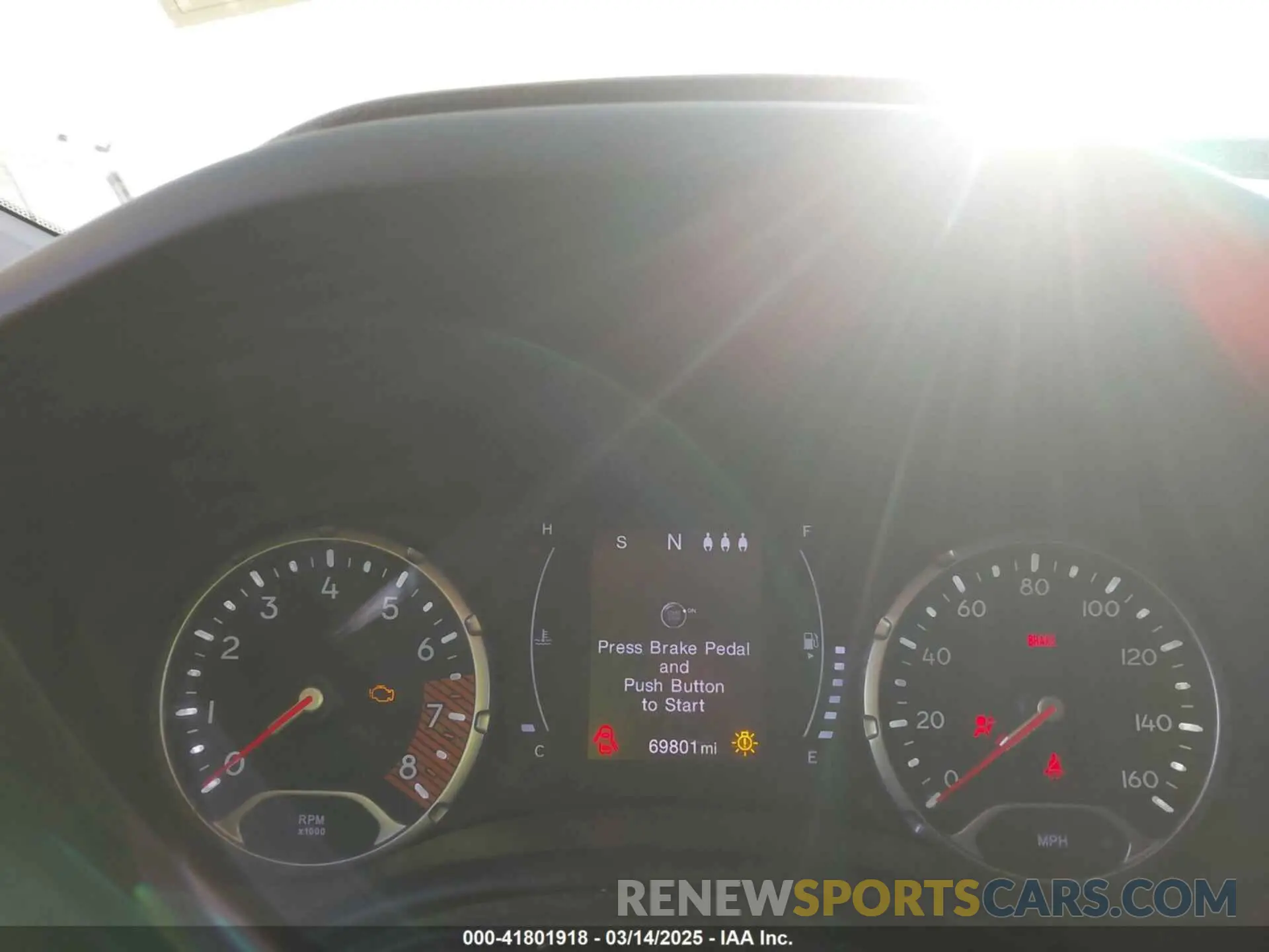 7 fotografías del automóvil dañado ZACNJBAB7KPK71811 JEEP RENEGADE 2019