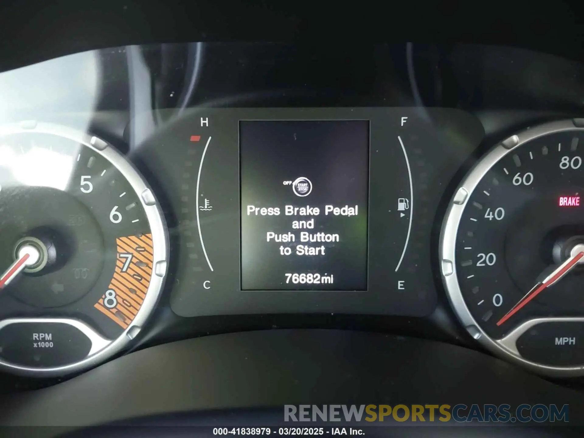 7 fotografías del automóvil dañado ZACNJBAB8KPK74653 JEEP RENEGADE 2019