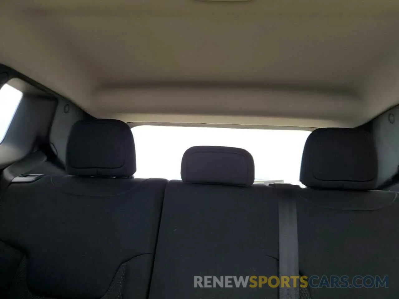 10 fotografías del automóvil dañado ZACNJBB1XKPK24830 JEEP RENEGADE 2019