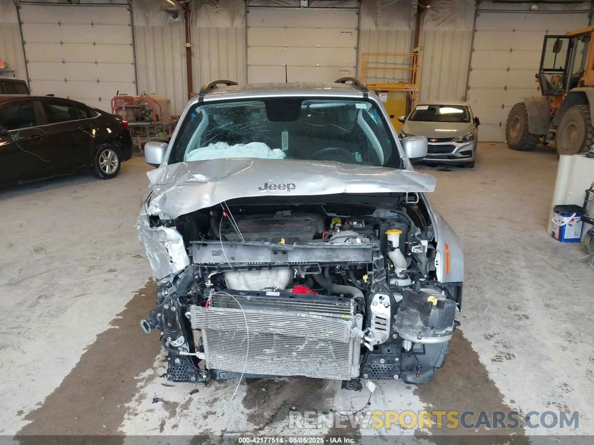 6 fotografías del automóvil dañado ZACNJBBB1KPK73892 JEEP RENEGADE 2019