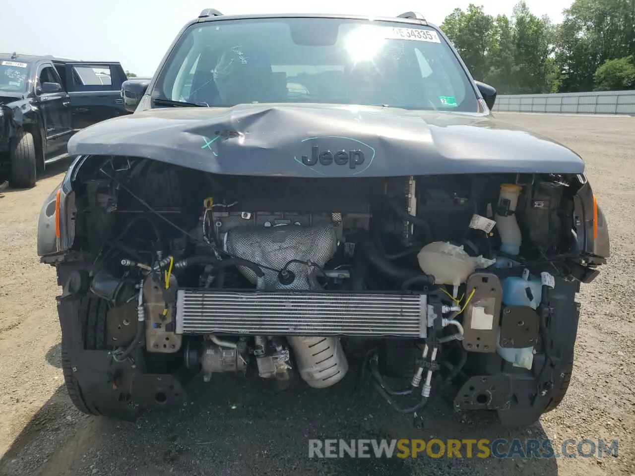 5 fotografías del automóvil dañado ZACNJBBB4KPJ78596 JEEP RENEGADE 2019