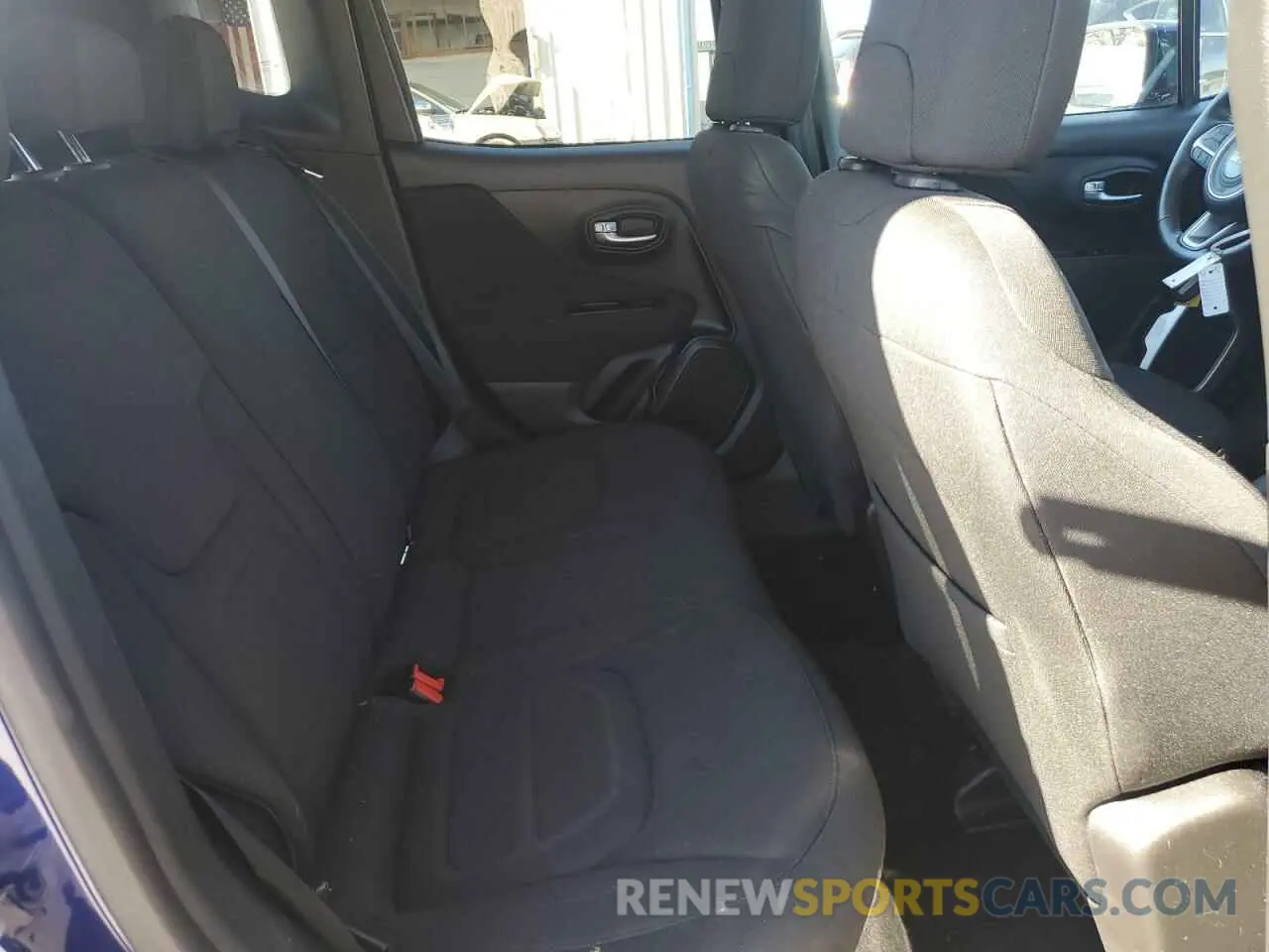 11 fotografías del automóvil dañado ZACNJBBB5KPK63866 JEEP RENEGADE 2019