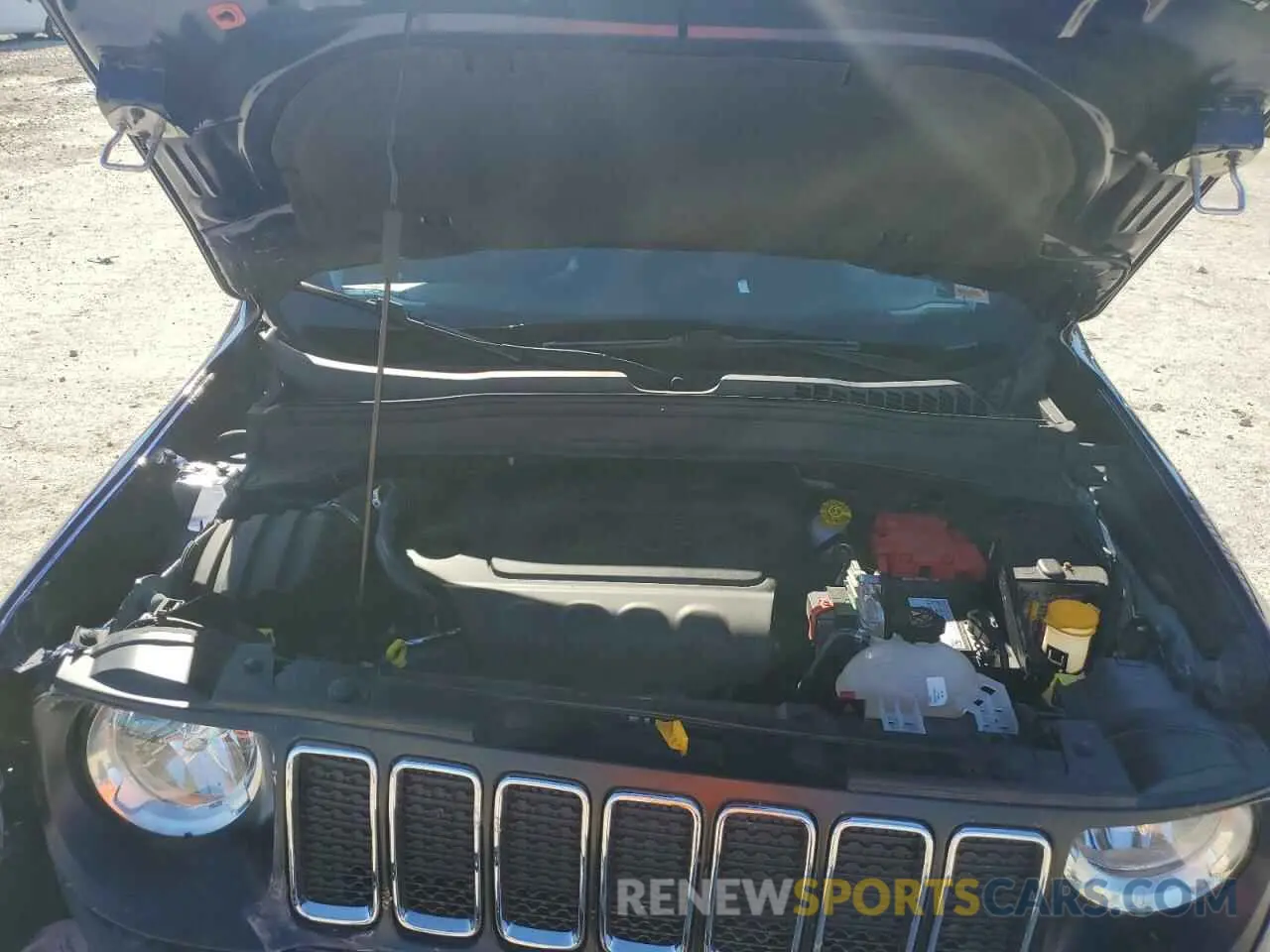 12 fotografías del automóvil dañado ZACNJBBB5KPK63866 JEEP RENEGADE 2019