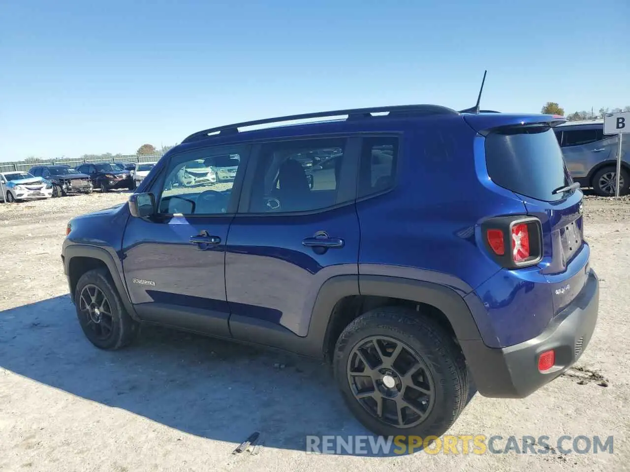 2 fotografías del automóvil dañado ZACNJBBB5KPK63866 JEEP RENEGADE 2019