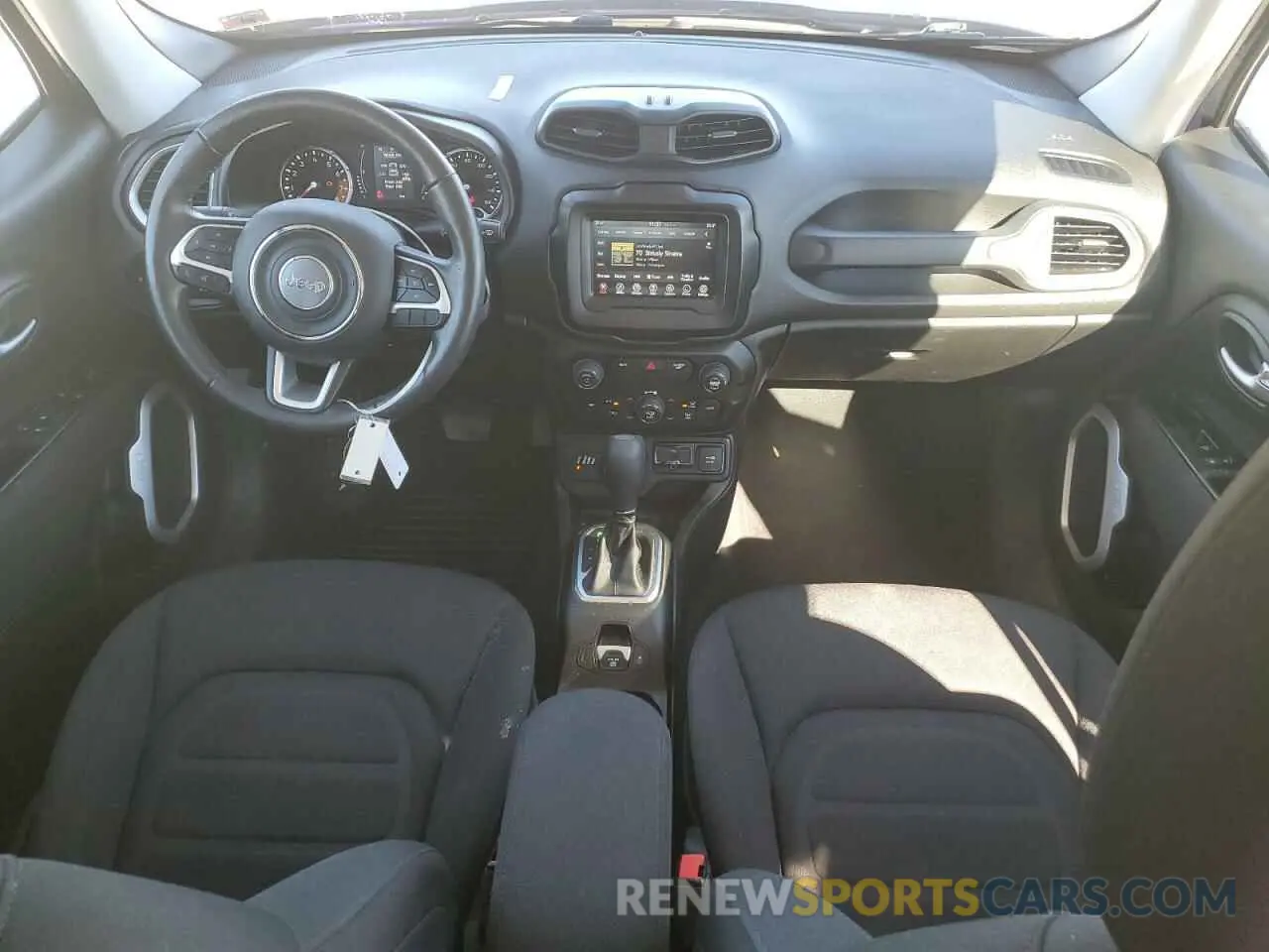 8 fotografías del automóvil dañado ZACNJBBB5KPK63866 JEEP RENEGADE 2019