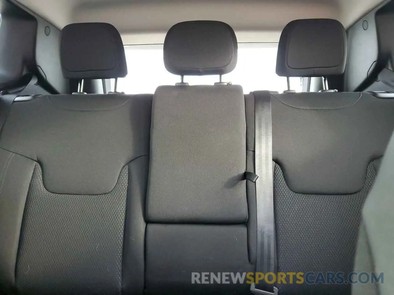 10 fotografías del automóvil dañado ZACNJBBB6KPK55288 JEEP RENEGADE 2019