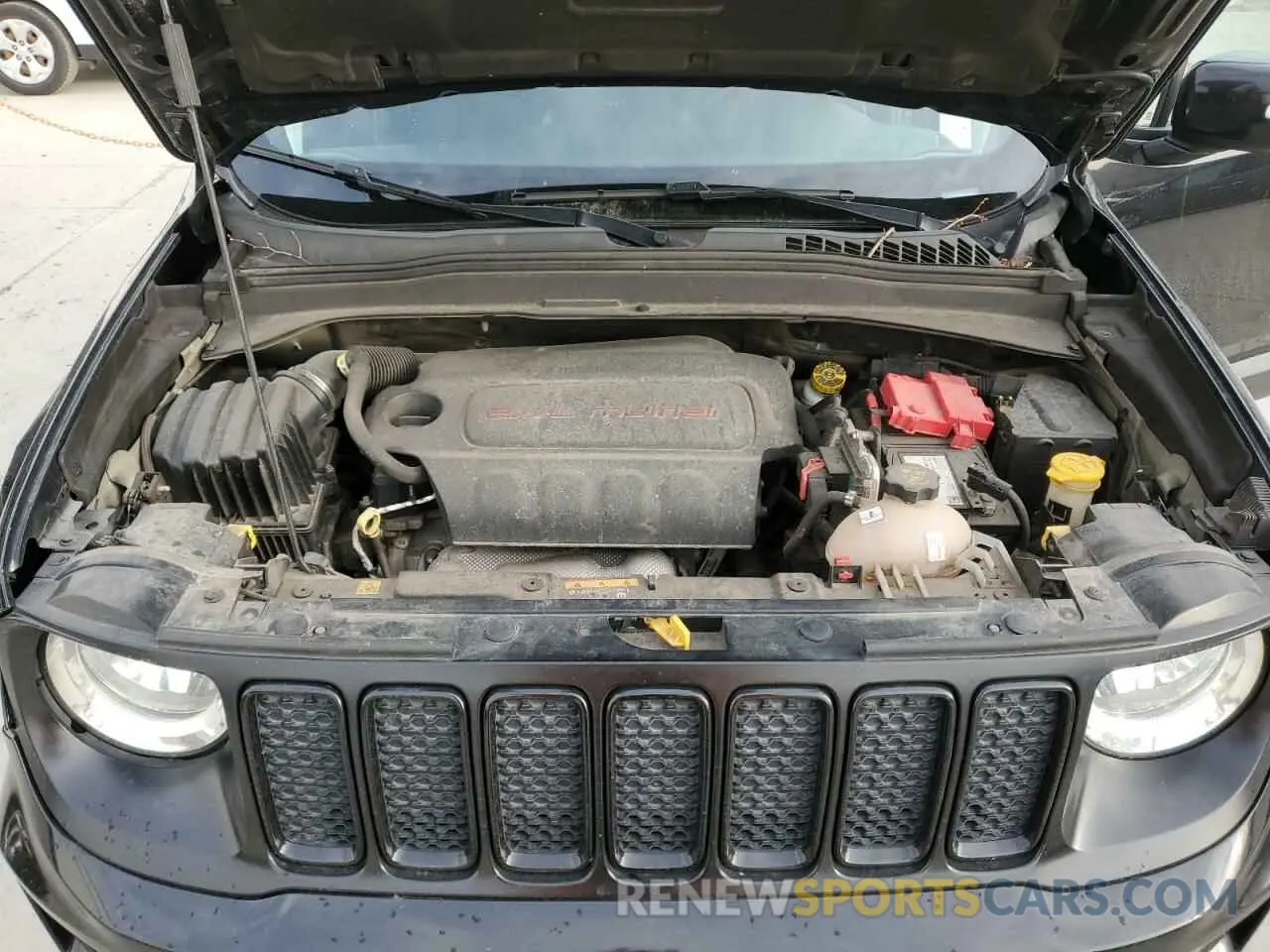 12 fotografías del automóvil dañado ZACNJBBB6KPK55288 JEEP RENEGADE 2019