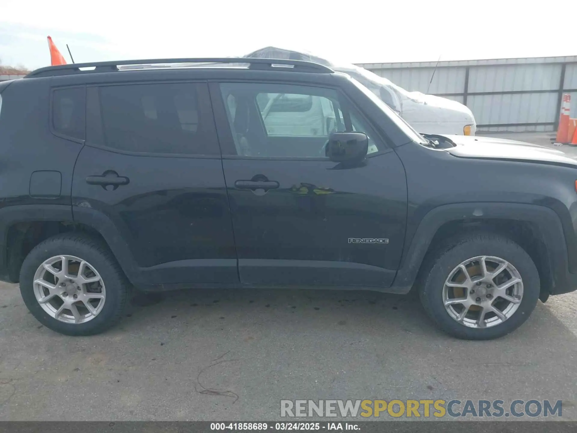 13 fotografías del automóvil dañado ZACNJBBB6KPK73371 JEEP RENEGADE 2019