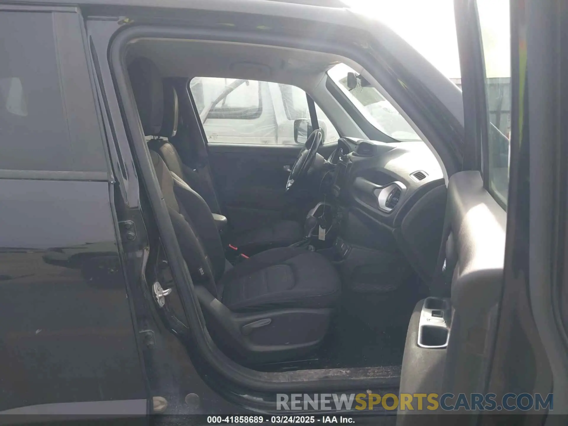 5 fotografías del automóvil dañado ZACNJBBB6KPK73371 JEEP RENEGADE 2019