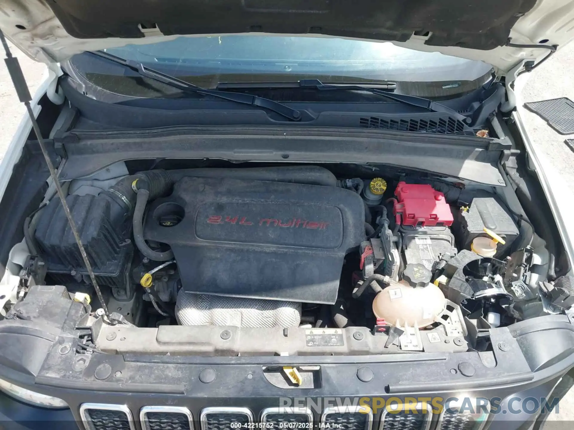 10 fotografías del automóvil dañado ZACNJBBB6KPK81437 JEEP RENEGADE 2019