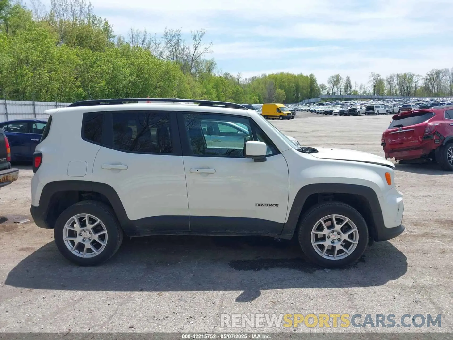 13 fotografías del automóvil dañado ZACNJBBB6KPK81437 JEEP RENEGADE 2019