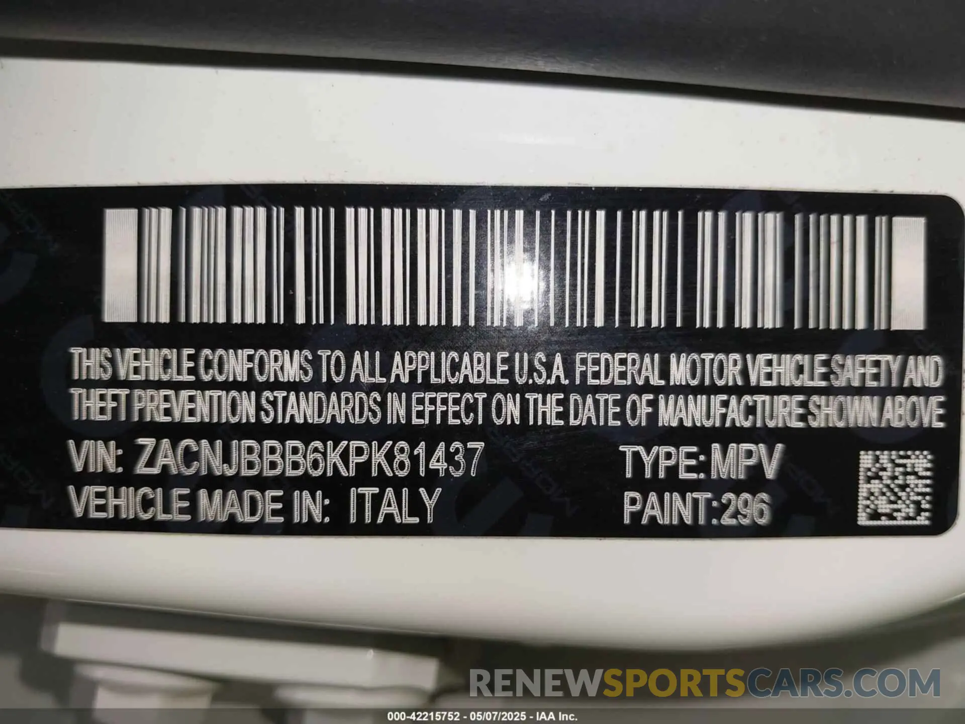 9 fotografías del automóvil dañado ZACNJBBB6KPK81437 JEEP RENEGADE 2019