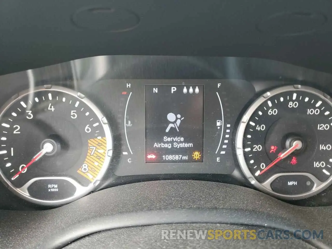9 fotografías del automóvil dañado ZACNJBBB7KPK07332 JEEP RENEGADE 2019