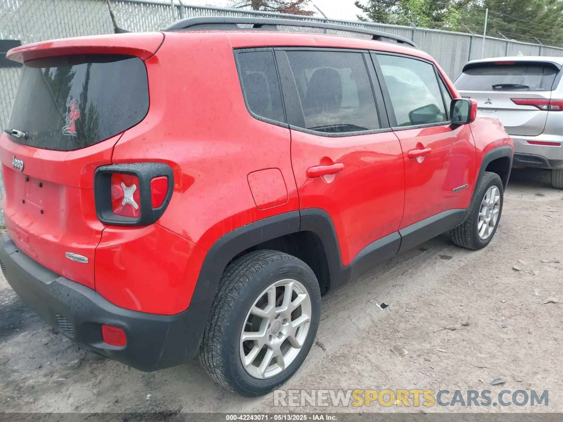 4 fotografías del automóvil dañado ZACNJBBB7KPK13597 JEEP RENEGADE 2019