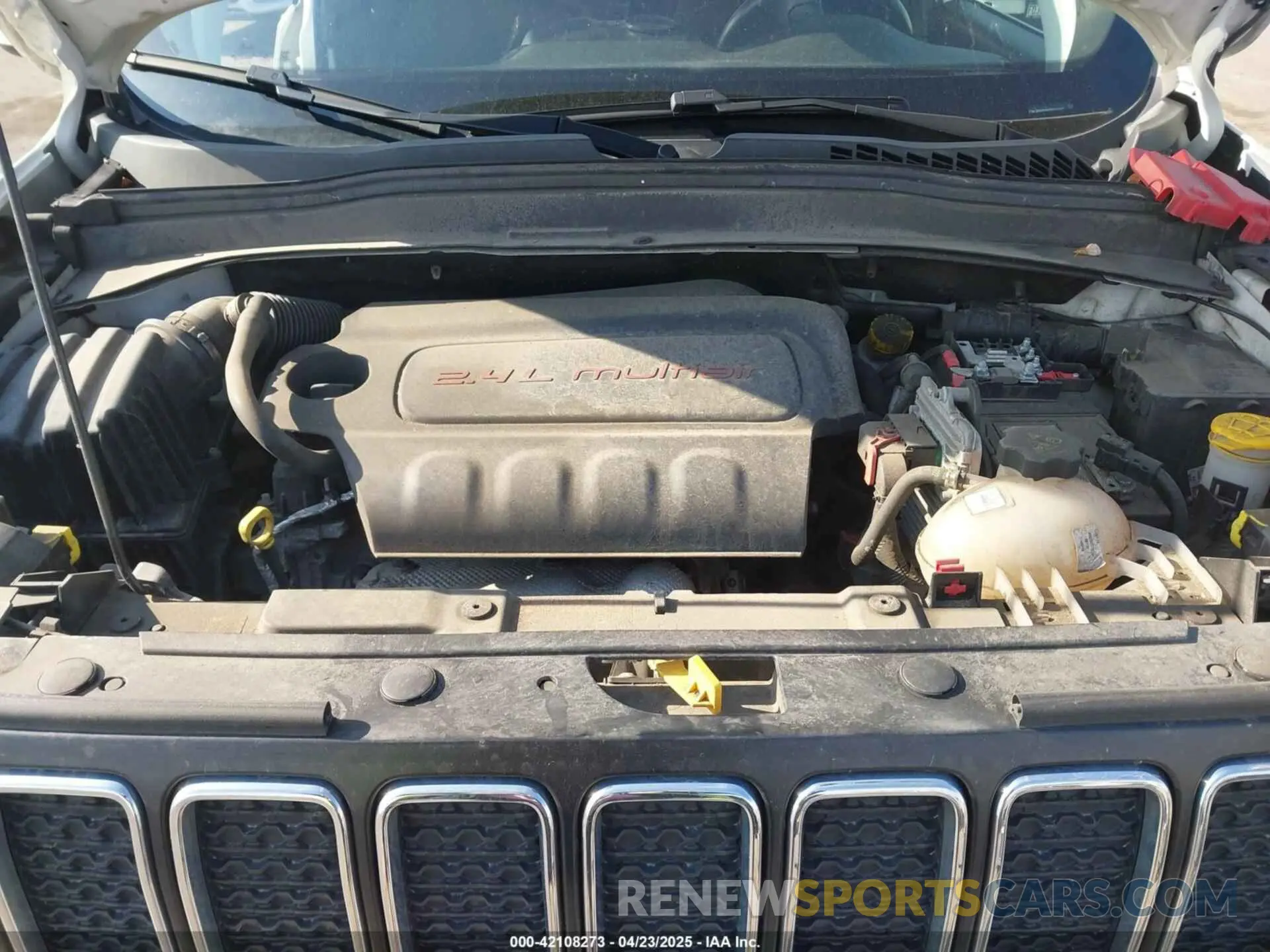 10 fotografías del automóvil dañado ZACNJBBB8KPK31087 JEEP RENEGADE 2019