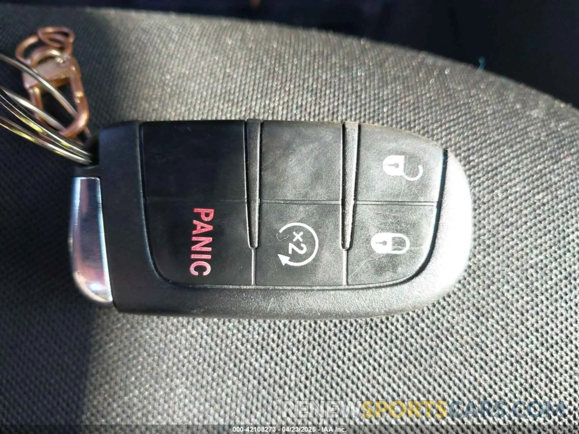11 fotografías del automóvil dañado ZACNJBBB8KPK31087 JEEP RENEGADE 2019