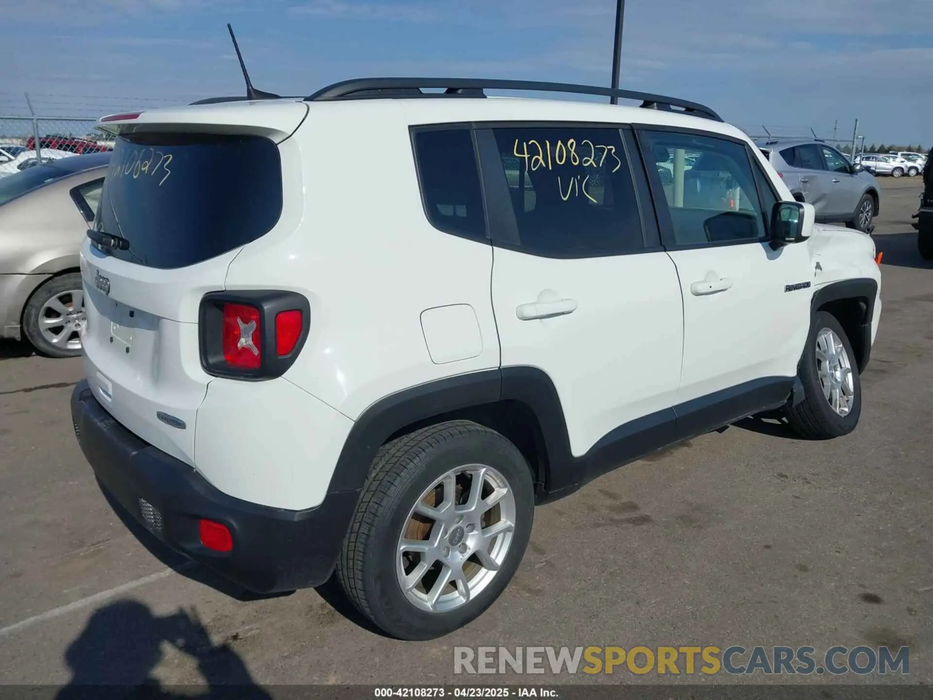 4 fotografías del automóvil dañado ZACNJBBB8KPK31087 JEEP RENEGADE 2019