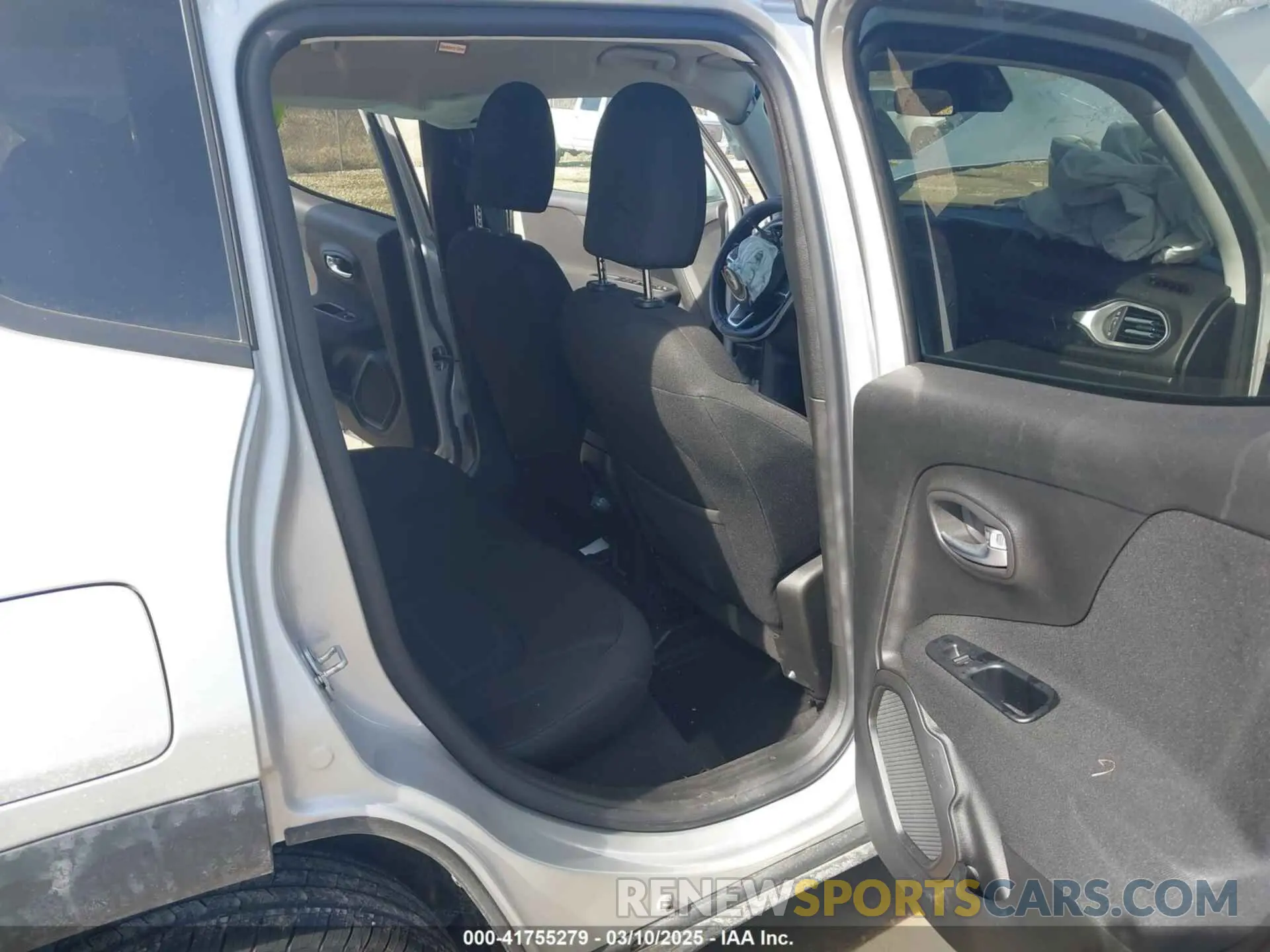 8 fotografías del automóvil dañado ZACNJBBB9KPK32023 JEEP RENEGADE 2019
