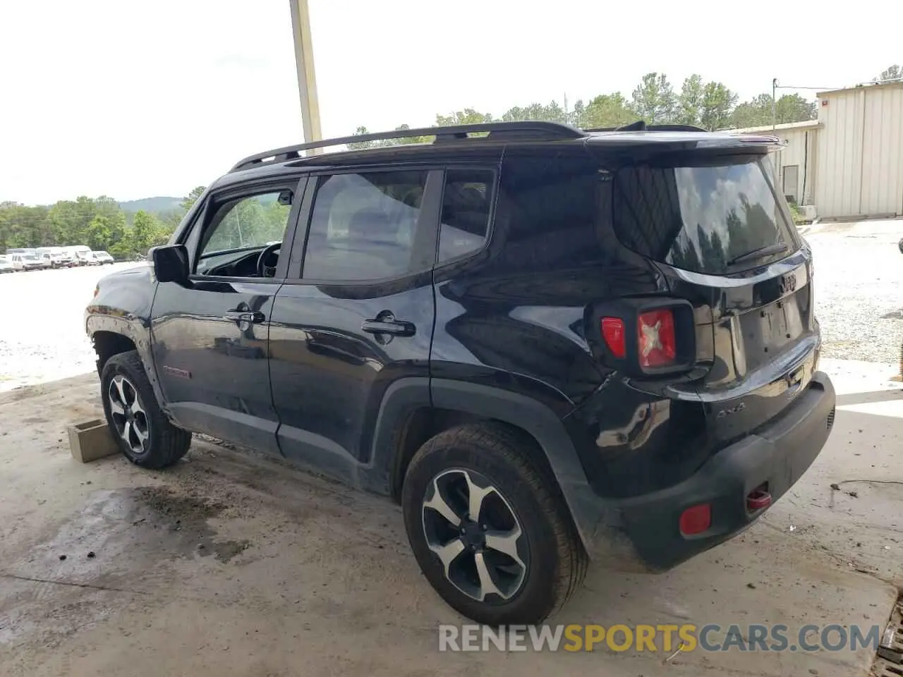 2 fotografías del automóvil dañado ZACNJBC11KPK05159 JEEP RENEGADE 2019