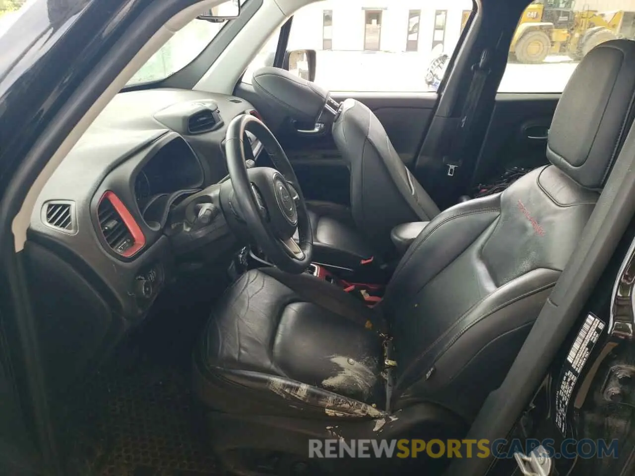 7 fotografías del automóvil dañado ZACNJBC11KPK05159 JEEP RENEGADE 2019