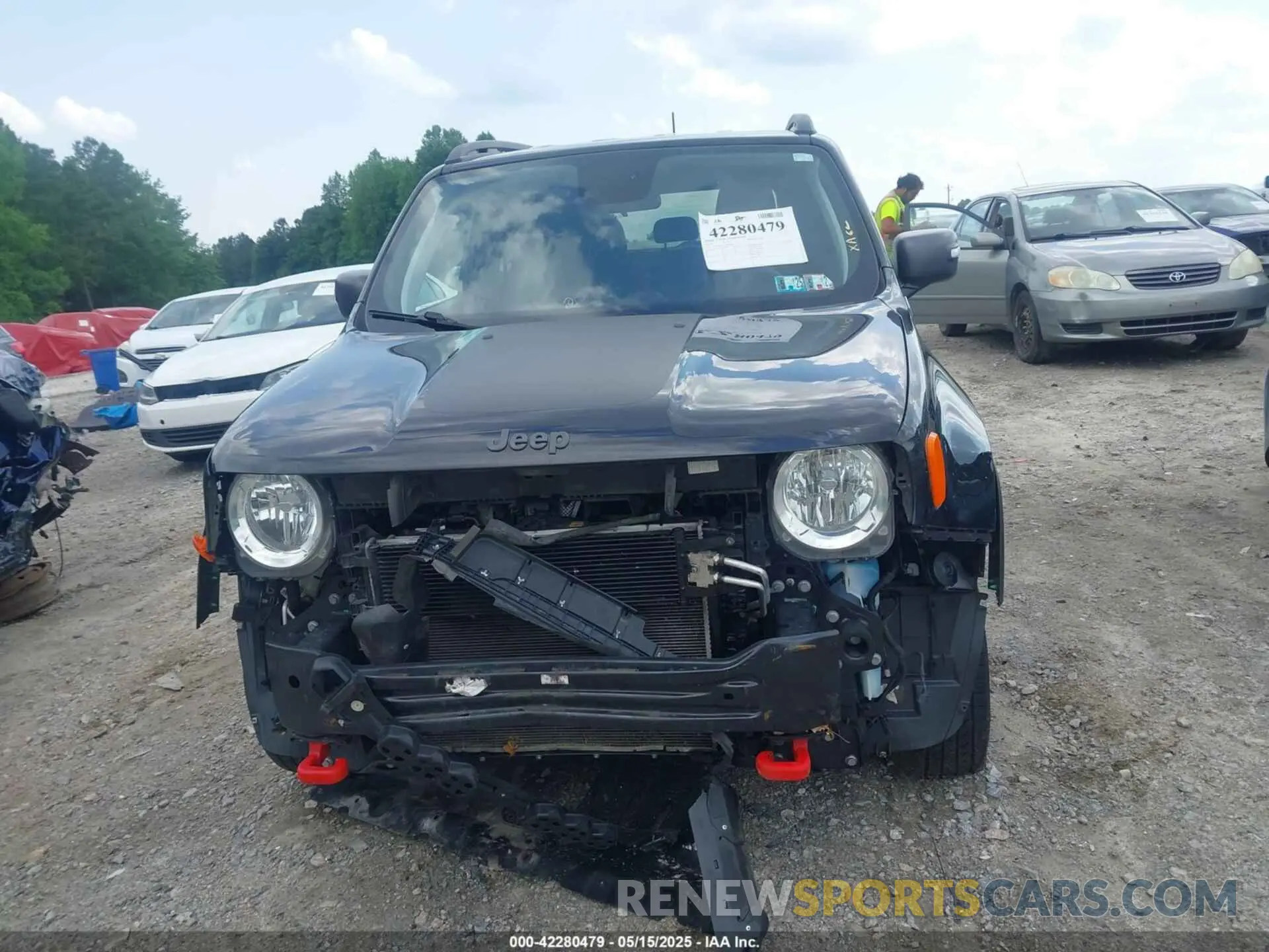 12 fotografías del automóvil dañado ZACNJBC14KPK13840 JEEP RENEGADE 2019