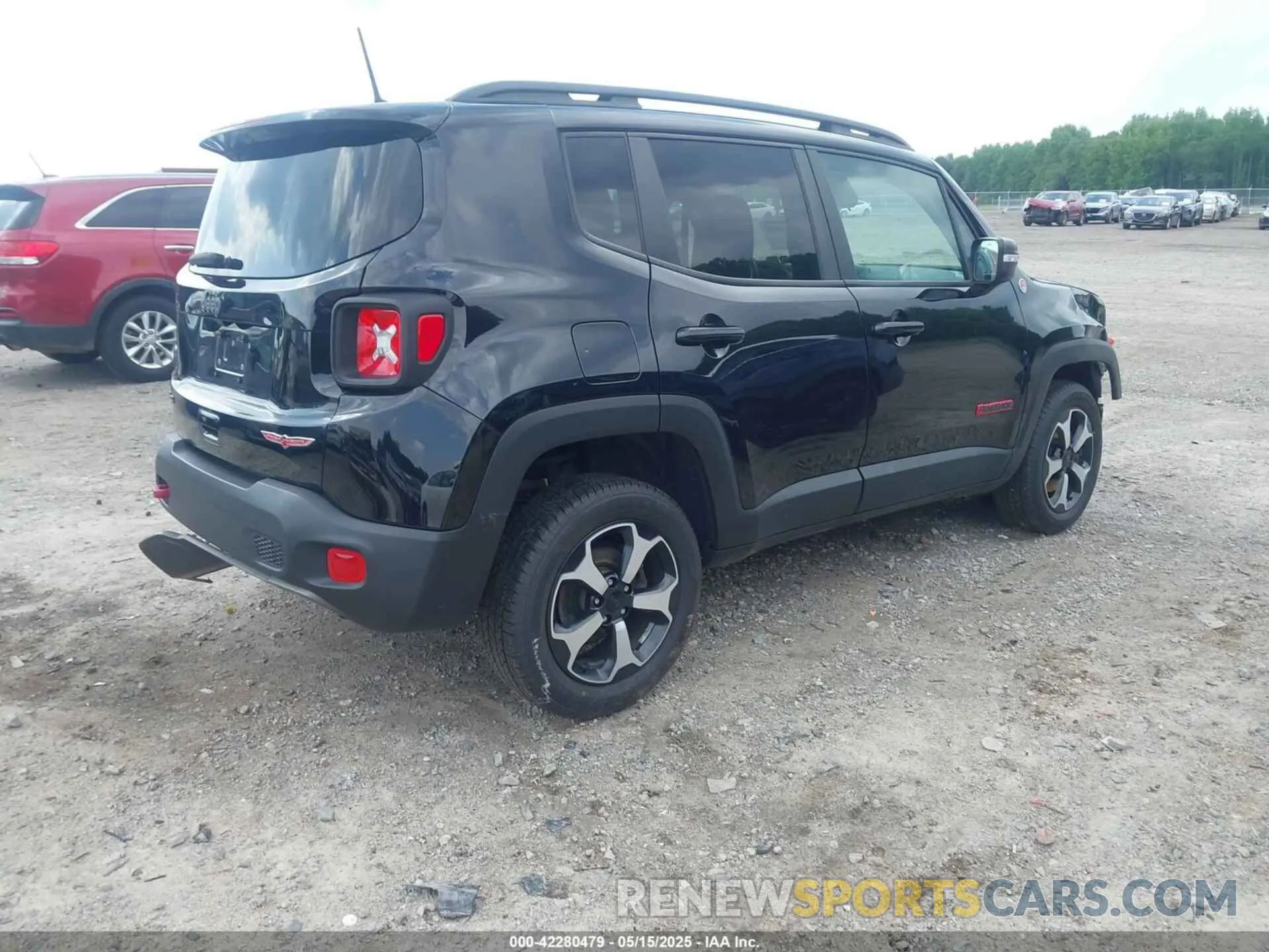 4 fotografías del automóvil dañado ZACNJBC14KPK13840 JEEP RENEGADE 2019