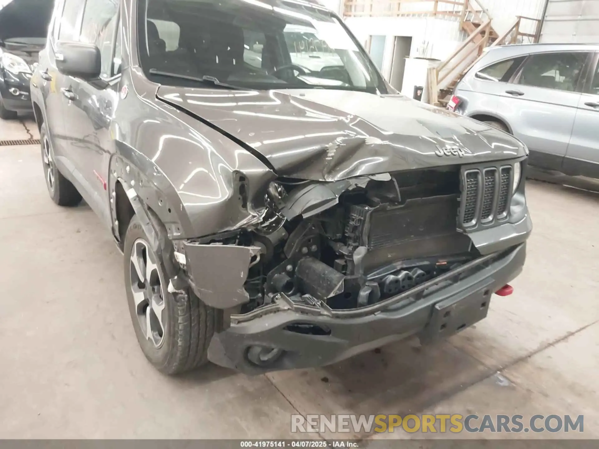 6 fotografías del automóvil dañado ZACNJBC17KPK22354 JEEP RENEGADE 2019
