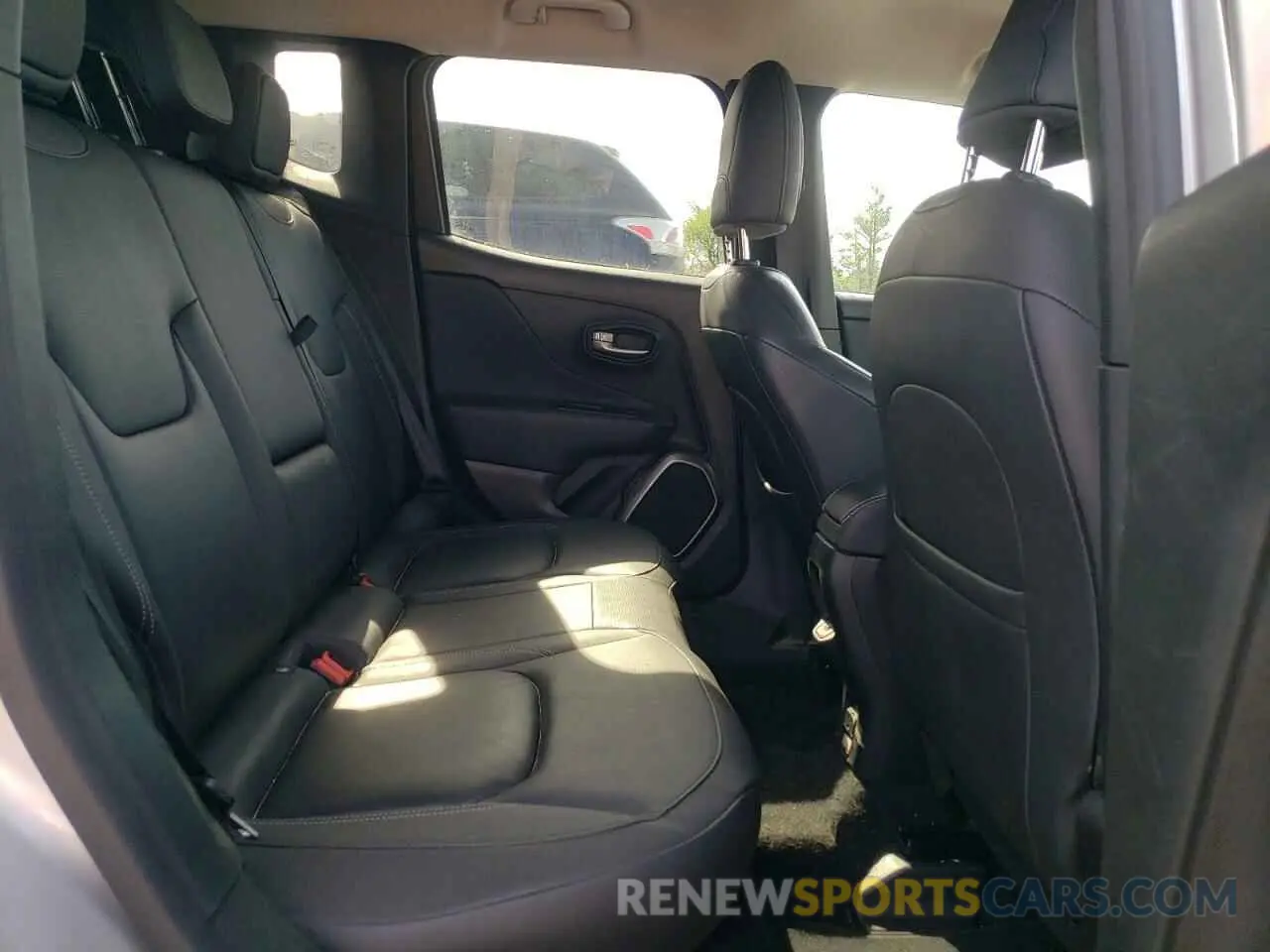 11 fotografías del automóvil dañado ZACNJBD18KPJ93686 JEEP RENEGADE 2019