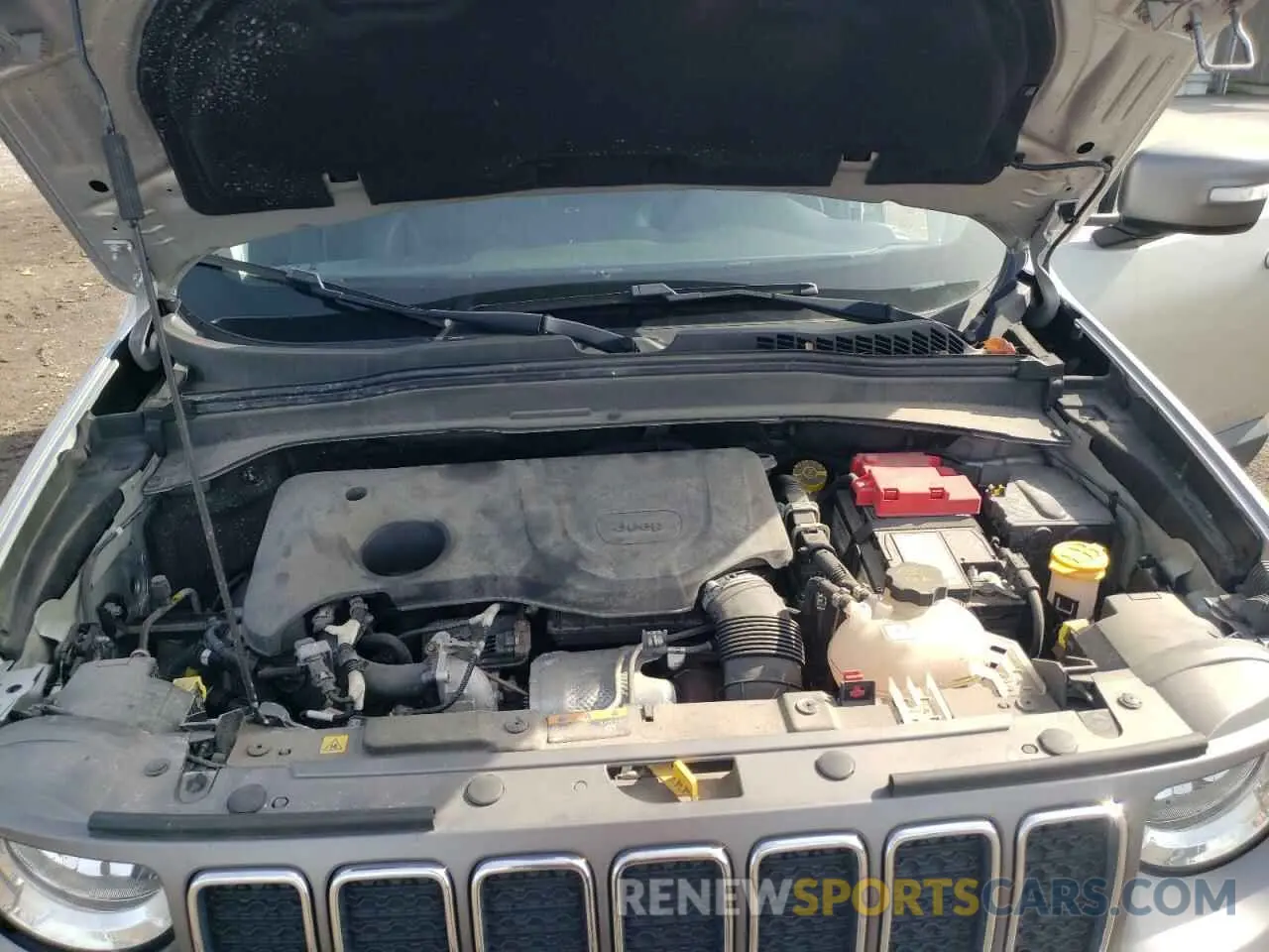 12 fotografías del automóvil dañado ZACNJBD18KPJ93686 JEEP RENEGADE 2019