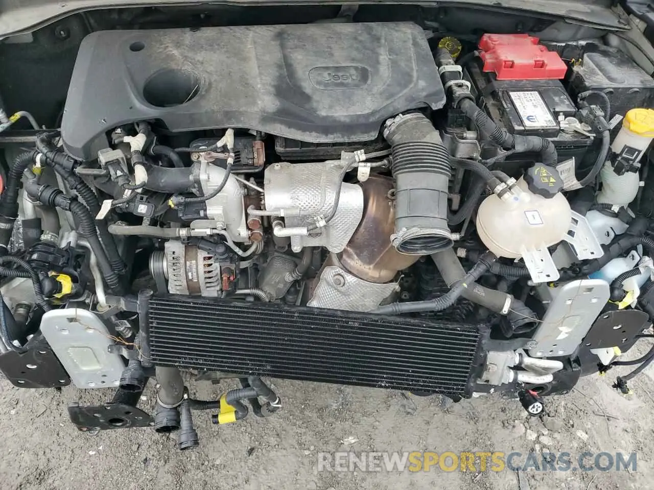 12 fotografías del automóvil dañado ZACNJBD18KPJ93770 JEEP RENEGADE 2019