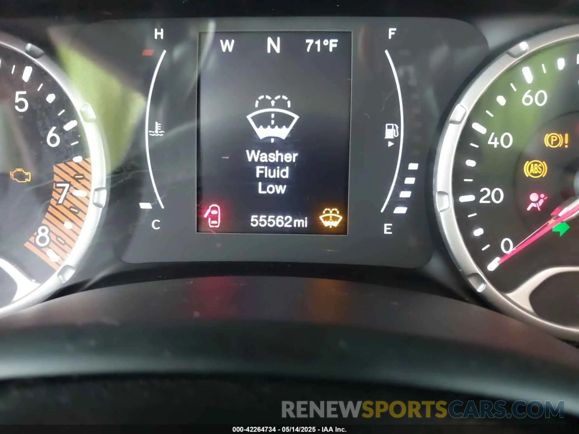 15 fotografías del automóvil dañado ZACNJAAB0LPL08984 JEEP RENEGADE 2020