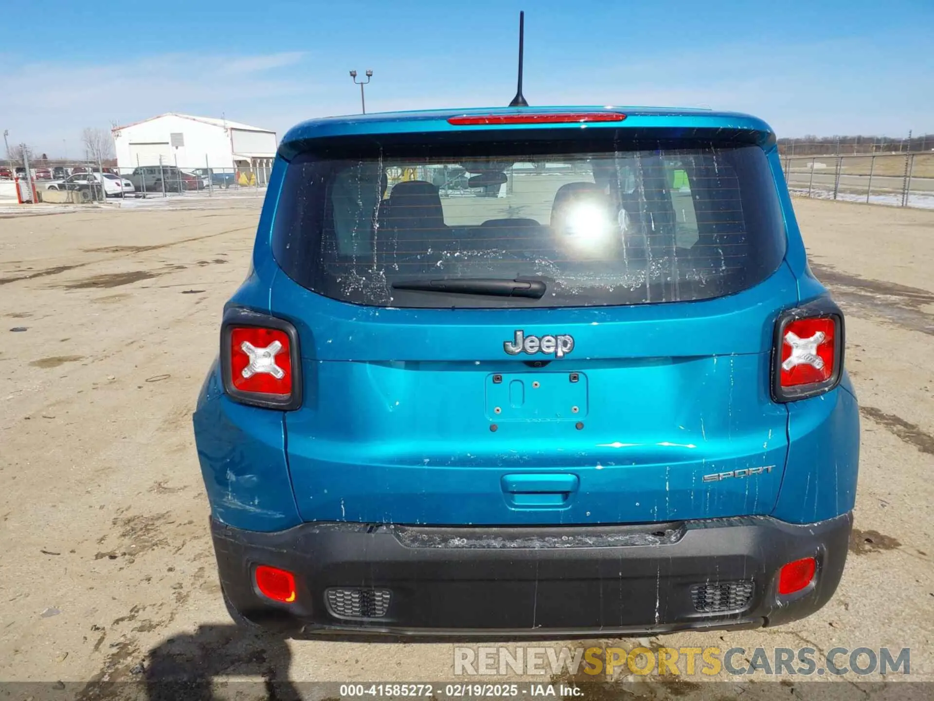 17 fotografías del automóvil dañado ZACNJAAB1LPL35899 JEEP RENEGADE 2020