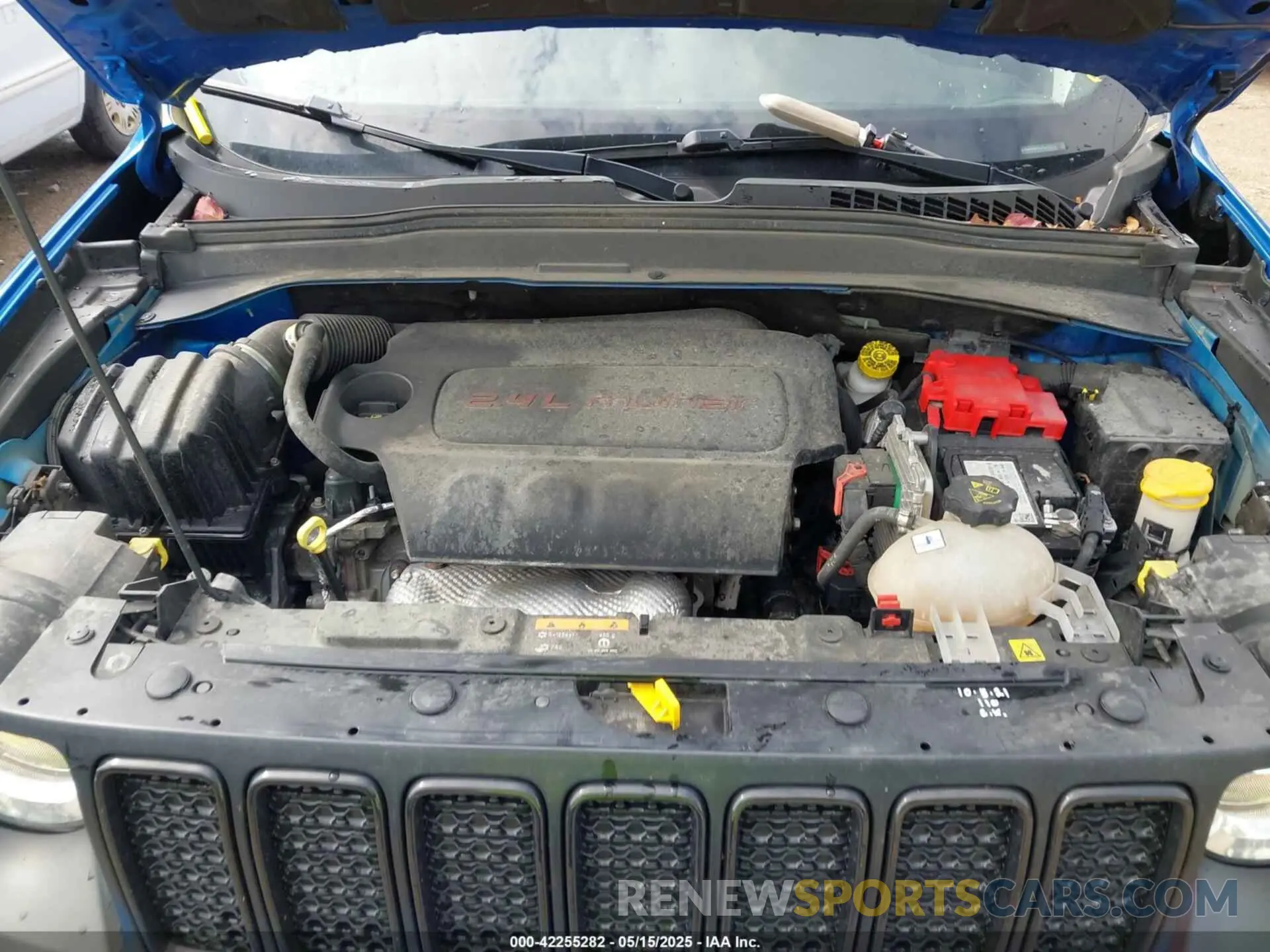 10 fotografías del automóvil dañado ZACNJAAB1LPL75674 JEEP RENEGADE 2020