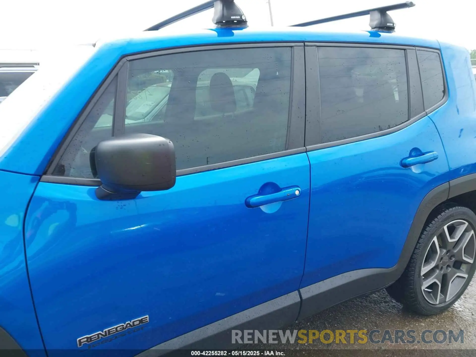 14 fotografías del automóvil dañado ZACNJAAB1LPL75674 JEEP RENEGADE 2020