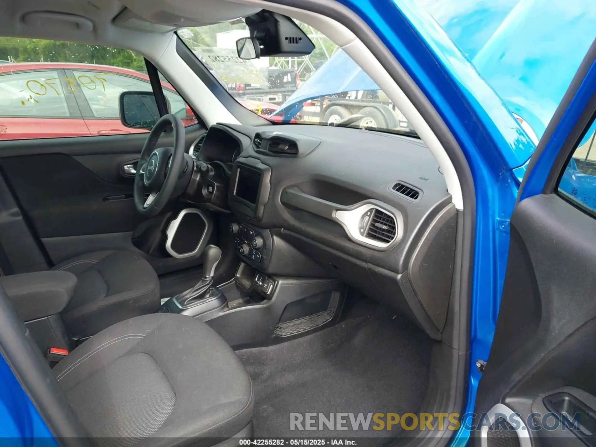 5 fotografías del automóvil dañado ZACNJAAB1LPL75674 JEEP RENEGADE 2020