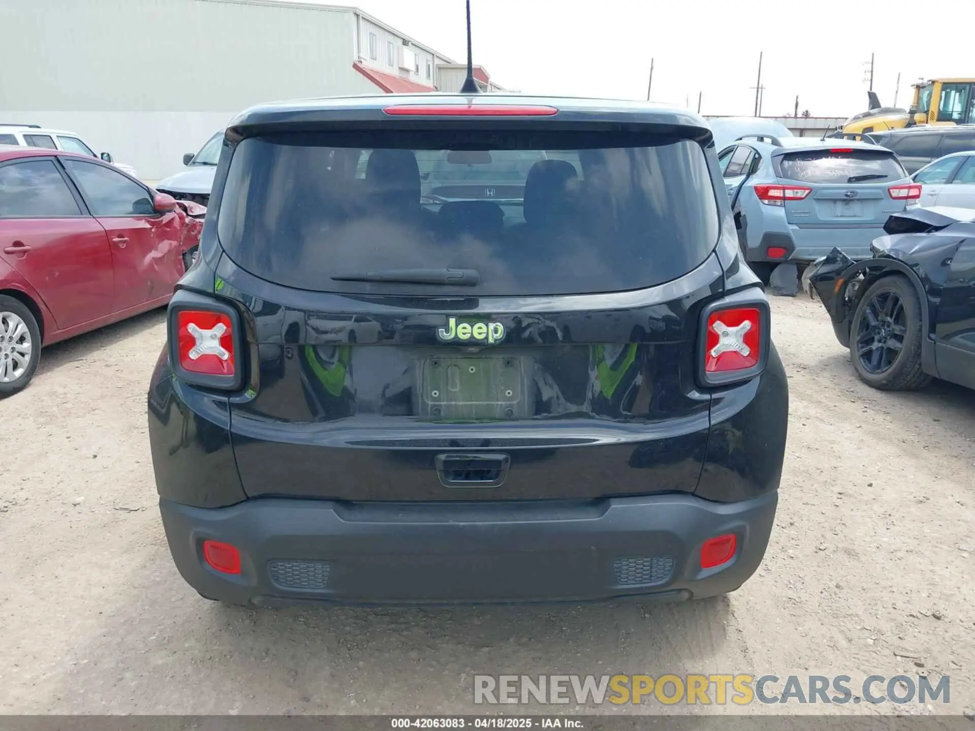 17 fotografías del automóvil dañado ZACNJAAB2LPM06219 JEEP RENEGADE 2020
