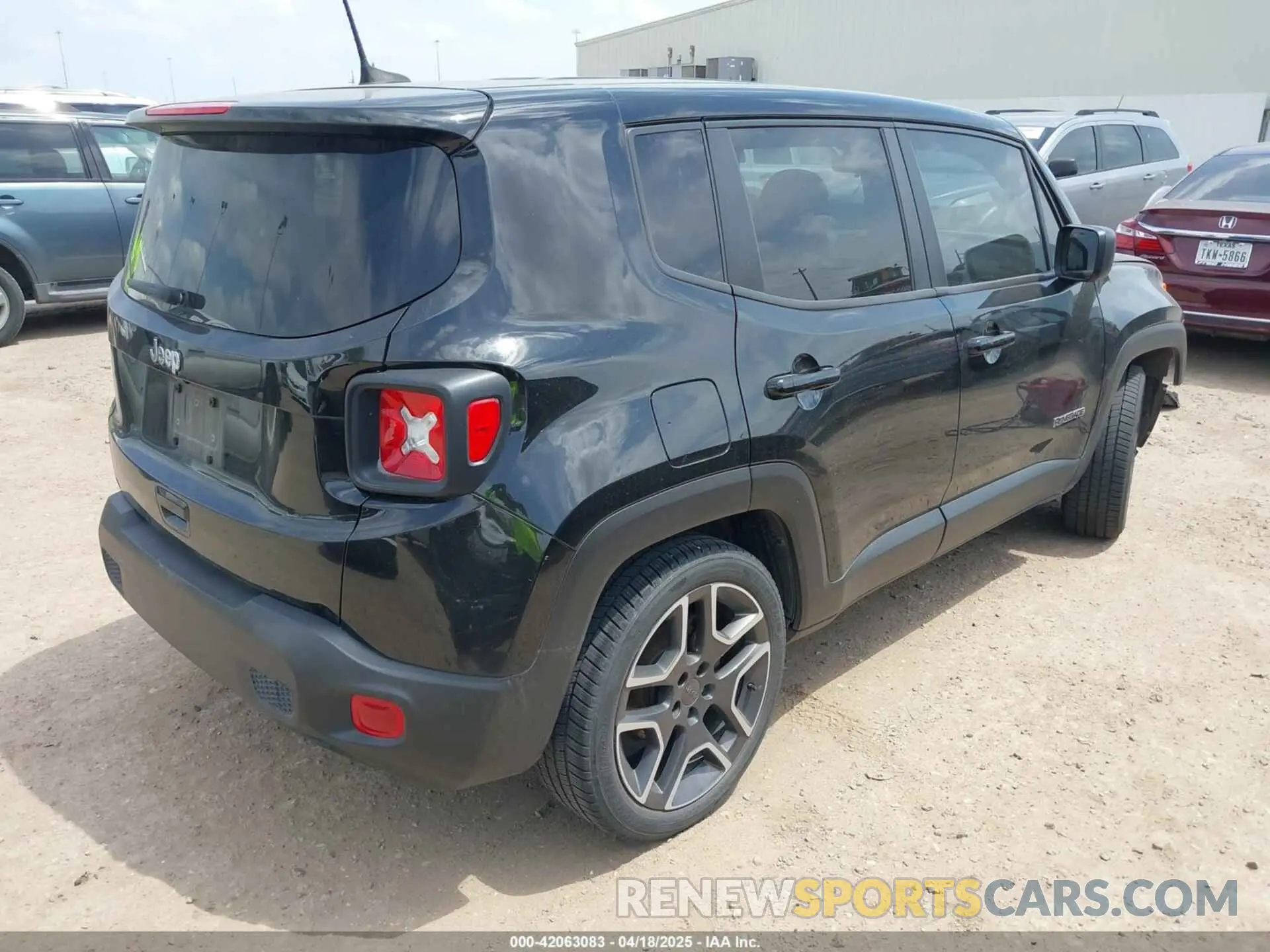 4 fotografías del automóvil dañado ZACNJAAB2LPM06219 JEEP RENEGADE 2020