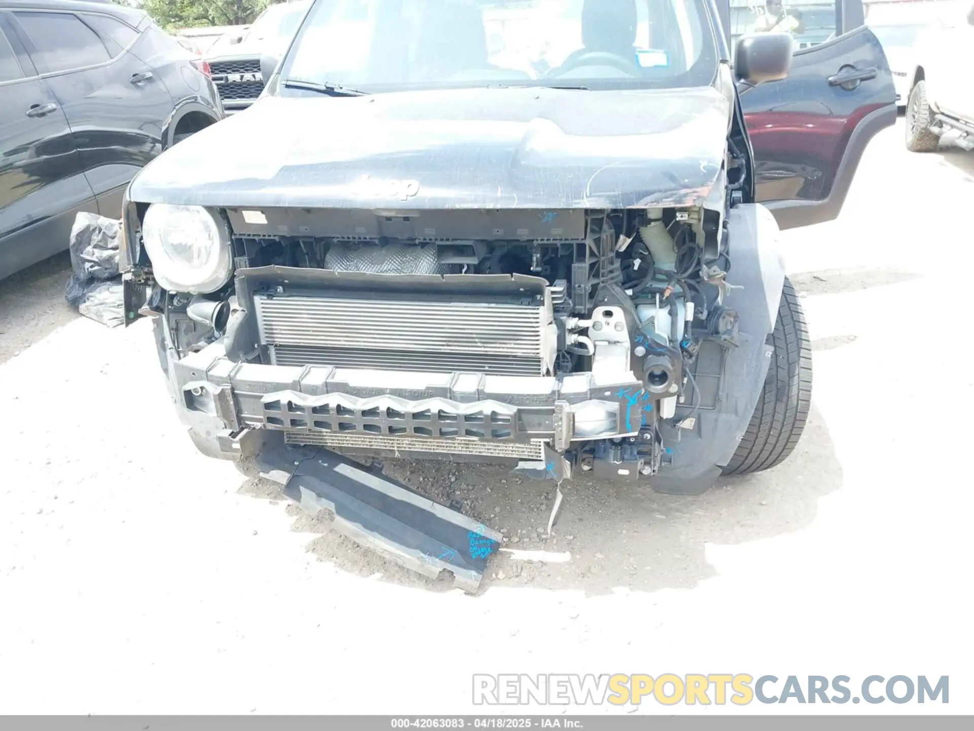 6 fotografías del automóvil dañado ZACNJAAB2LPM06219 JEEP RENEGADE 2020